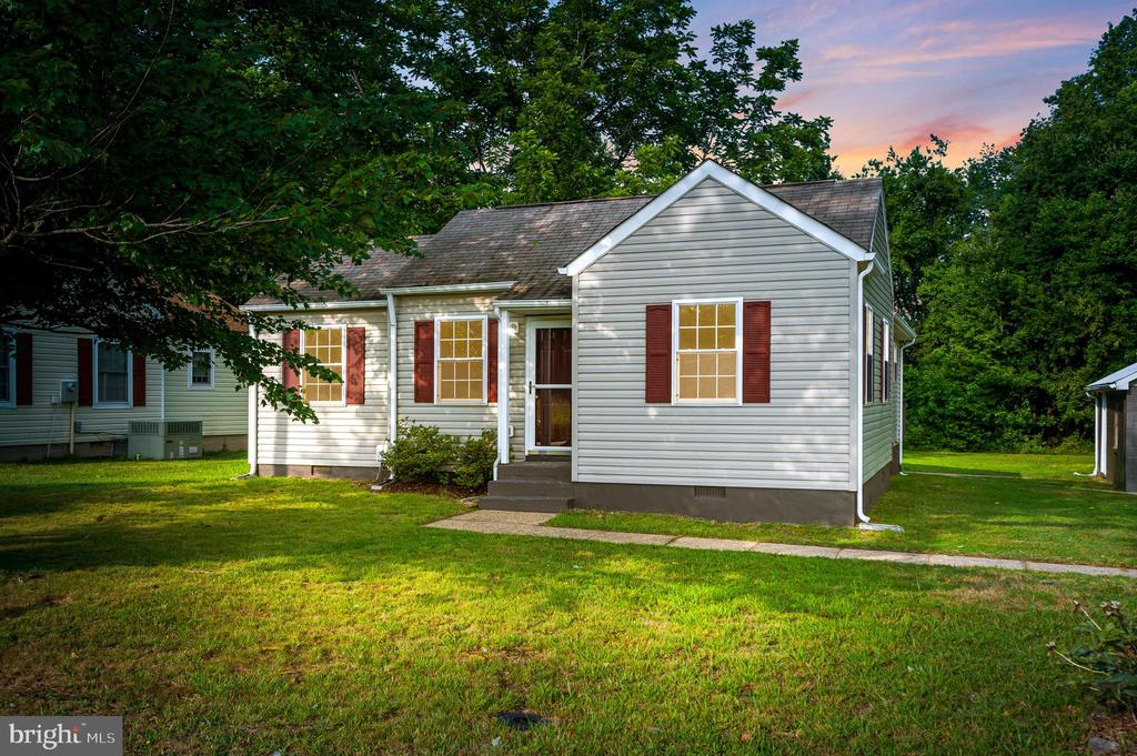 11226 SINGLE OAK RD, FREDERICKSBURG, Virginia 22407, 3 Bedrooms Bedrooms, ,1 BathroomBathrooms,Residential,11226 SINGLE OAK RD,VASP2043000 MLS # VASP2043000