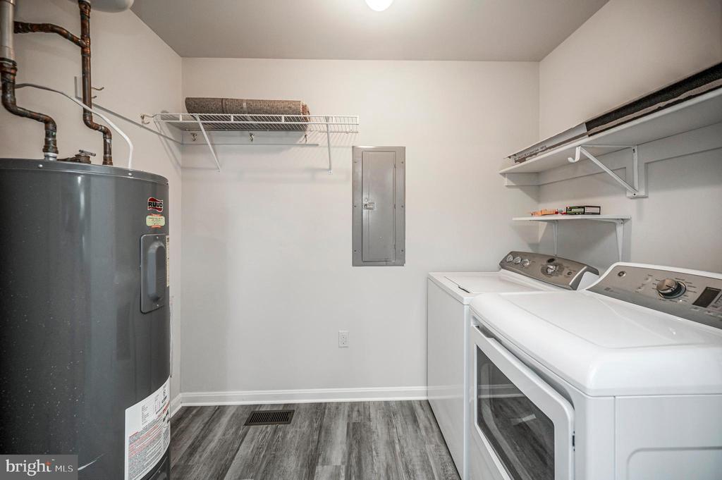 11226 SINGLE OAK RD, FREDERICKSBURG, Virginia 22407, 3 Bedrooms Bedrooms, ,1 BathroomBathrooms,Residential,11226 SINGLE OAK RD,VASP2043000 MLS # VASP2043000