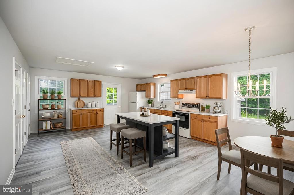 11226 SINGLE OAK RD, FREDERICKSBURG, Virginia 22407, 3 Bedrooms Bedrooms, ,1 BathroomBathrooms,Residential,11226 SINGLE OAK RD,VASP2043000 MLS # VASP2043000