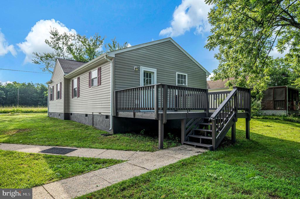 11226 SINGLE OAK RD, FREDERICKSBURG, Virginia 22407, 3 Bedrooms Bedrooms, ,1 BathroomBathrooms,Residential,11226 SINGLE OAK RD,VASP2043000 MLS # VASP2043000
