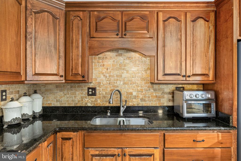 8 POND CIR, FREDERICKSBURG, Virginia 22407, 4 Bedrooms Bedrooms, ,2 BathroomsBathrooms,Residential,BREEZEWOOD,8 POND CIR,VASP2043234 MLS # VASP2043234 8 POND CIR, FREDERICKSBURG, Virginia 22407, 4 Bedrooms Bedrooms, ,2 BathroomsBathrooms,Residential,BREEZEWOOD,8 POND CIR,VASP2043234 MLS # VASP2043234