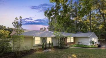 8 POND CIR, FREDERICKSBURG, Virginia 22407, 4 Bedrooms Bedrooms, ,2 BathroomsBathrooms,Residential,BREEZEWOOD,8 POND CIR,VASP2043234 MLS # VASP2043234