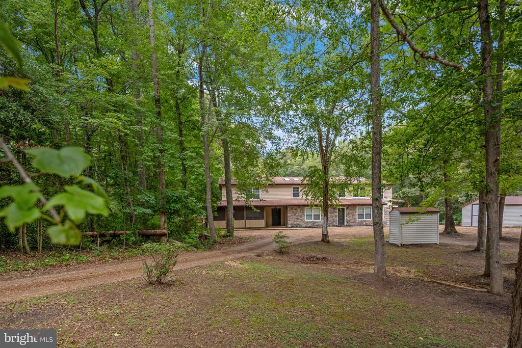 10512 CATHARPIN RD, SPOTSYLVANIA, Virginia 22551, 5 Bedrooms Bedrooms, ,3 BathroomsBathrooms,Residential,10512 CATHARPIN RD,VASP2043446 MLS # VASP2043446 10512 CATHARPIN RD, SPOTSYLVANIA, Virginia 22551, 5 Bedrooms Bedrooms, ,3 BathroomsBathrooms,Residential,10512 CATHARPIN RD,VASP2043446 MLS # VASP2043446