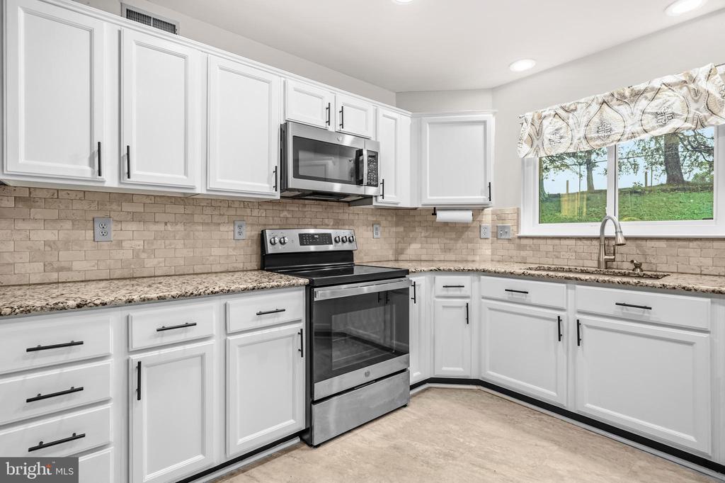 478 DEVON DR, WARRENTON, Virginia 20186, 3 Bedrooms Bedrooms, ,2 BathroomsBathrooms,Residential,478 DEVON DR,VAFQ2022938 MLS # VAFQ2022938 478 DEVON DR, WARRENTON, Virginia 20186, 3 Bedrooms Bedrooms, ,2 BathroomsBathrooms,Residential,478 DEVON DR,VAFQ2022938 MLS # VAFQ2022938