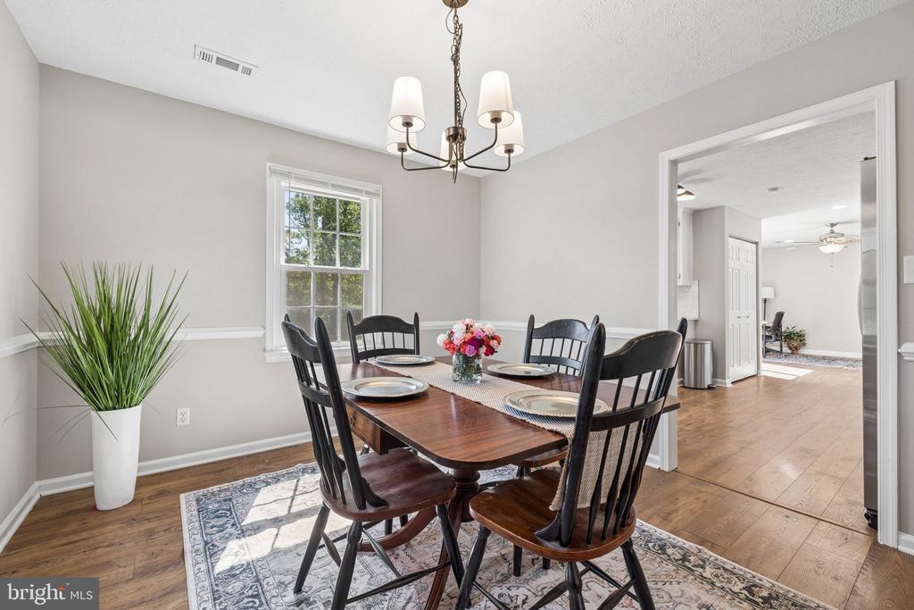 309 GENERAL DR, SPOTSYLVANIA, Virginia 22551, 4 Bedrooms Bedrooms, ,2 BathroomsBathrooms,Residential,309 GENERAL DR,VASP2043564 MLS # VASP2043564