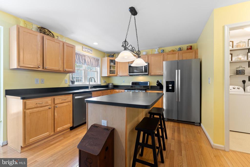 9901 ASHMEADE CT, FREDERICKSBURG, Virginia 22407, 5 Bedrooms Bedrooms, ,3 BathroomsBathrooms,Residential,FOX POINT HOA,9901 ASHMEADE CT,VASP2043566 MLS # VASP2043566 9901 ASHMEADE CT, FREDERICKSBURG, Virginia 22407, 5 Bedrooms Bedrooms, ,3 BathroomsBathrooms,Residential,FOX POINT HOA,9901 ASHMEADE CT,VASP2043566 MLS # VASP2043566
