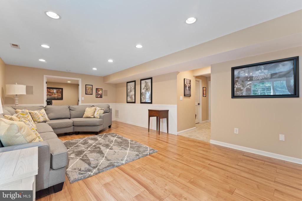 9901 ASHMEADE CT, FREDERICKSBURG, Virginia 22407, 5 Bedrooms Bedrooms, ,3 BathroomsBathrooms,Residential,FOX POINT HOA,9901 ASHMEADE CT,VASP2043566 MLS # VASP2043566 9901 ASHMEADE CT, FREDERICKSBURG, Virginia 22407, 5 Bedrooms Bedrooms, ,3 BathroomsBathrooms,Residential,FOX POINT HOA,9901 ASHMEADE CT,VASP2043566 MLS # VASP2043566