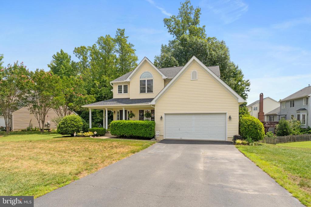 9901 ASHMEADE CT, FREDERICKSBURG, Virginia 22407, 5 Bedrooms Bedrooms, ,3 BathroomsBathrooms,Residential,FOX POINT HOA,9901 ASHMEADE CT,VASP2043566 MLS # VASP2043566 9901 ASHMEADE CT, FREDERICKSBURG, Virginia 22407, 5 Bedrooms Bedrooms, ,3 BathroomsBathrooms,Residential,FOX POINT HOA,9901 ASHMEADE CT,VASP2043566 MLS # VASP2043566