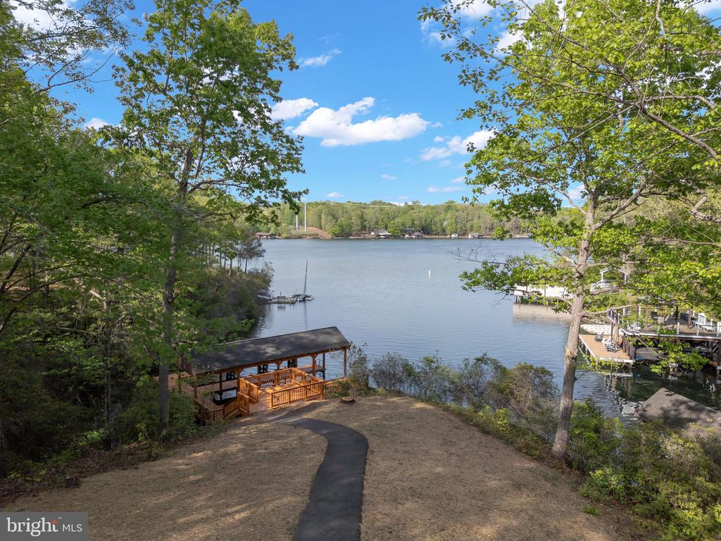 172 HEMLOCK FRST, MINERAL, Virginia 23117, 3 Bedrooms Bedrooms, ,3 BathroomsBathrooms,Residential,172 HEMLOCK FRST,VALA2010216 MLS # VALA2010216