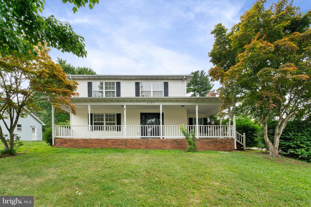 2309 MAPLEWOOD, CULPEPER, Virginia 22701, 3 Bedrooms Bedrooms, ,2 BathroomsBathrooms,Residential,2309 MAPLEWOOD,VACU2014384 MLS # VACU2014384