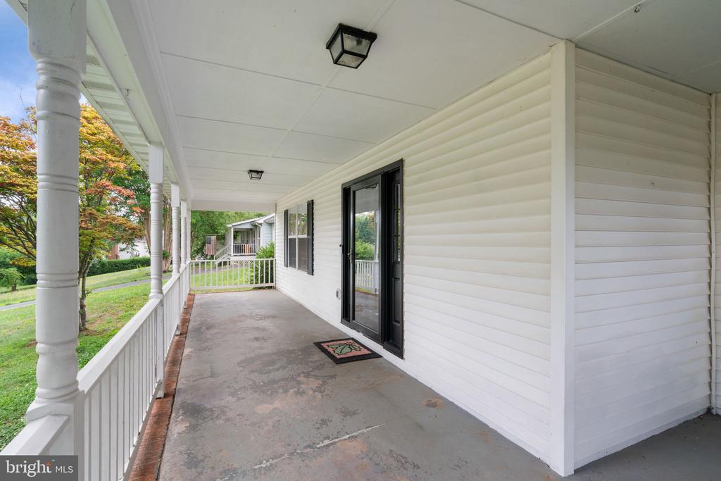 2309 MAPLEWOOD, CULPEPER, Virginia 22701, 3 Bedrooms Bedrooms, ,2 BathroomsBathrooms,Residential,2309 MAPLEWOOD,VACU2014384 MLS # VACU2014384