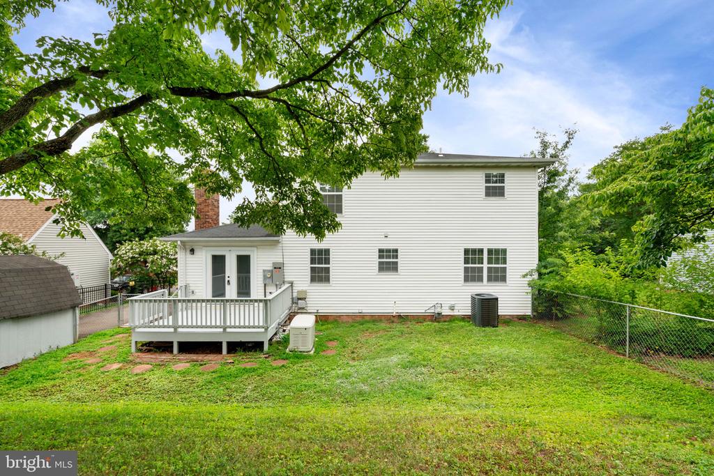 2309 MAPLEWOOD, CULPEPER, Virginia 22701, 3 Bedrooms Bedrooms, ,2 BathroomsBathrooms,Residential,2309 MAPLEWOOD,VACU2014384 MLS # VACU2014384
