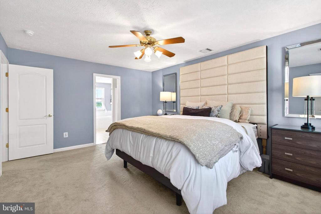 1036 VIRGINIA AVE, CULPEPER, Virginia 22701, 4 Bedrooms Bedrooms, ,2 BathroomsBathrooms,Residential,1036 VIRGINIA AVE,VACU2014388 MLS # VACU2014388 1036 VIRGINIA AVE, CULPEPER, Virginia 22701, 4 Bedrooms Bedrooms, ,2 BathroomsBathrooms,Residential,1036 VIRGINIA AVE,VACU2014388 MLS # VACU2014388