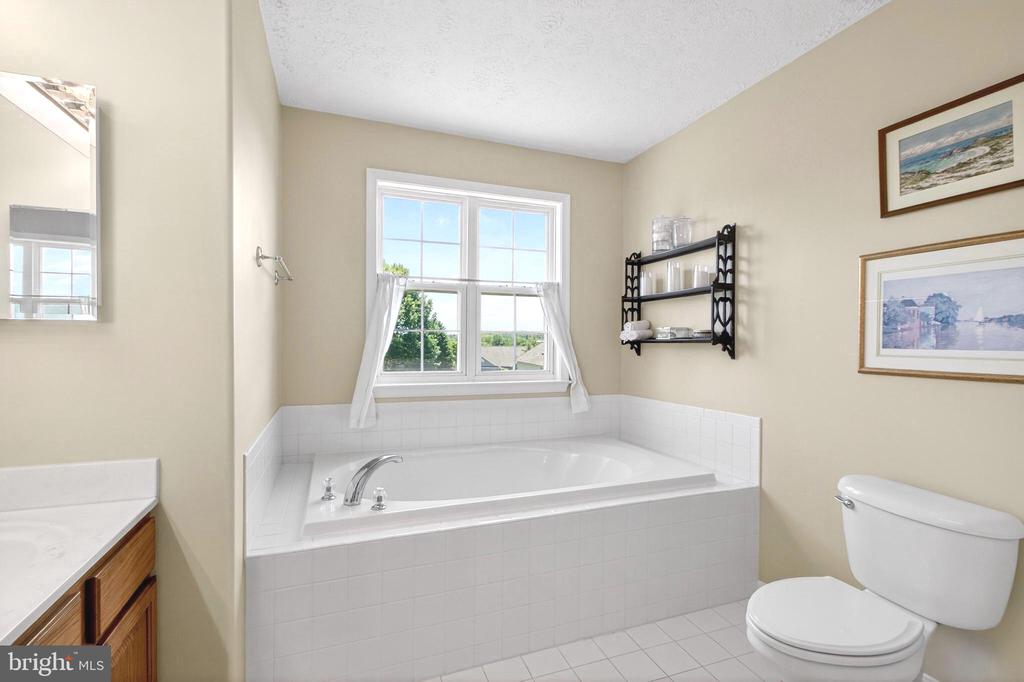 1036 VIRGINIA AVE, CULPEPER, Virginia 22701, 4 Bedrooms Bedrooms, ,2 BathroomsBathrooms,Residential,1036 VIRGINIA AVE,VACU2014388 MLS # VACU2014388 1036 VIRGINIA AVE, CULPEPER, Virginia 22701, 4 Bedrooms Bedrooms, ,2 BathroomsBathrooms,Residential,1036 VIRGINIA AVE,VACU2014388 MLS # VACU2014388