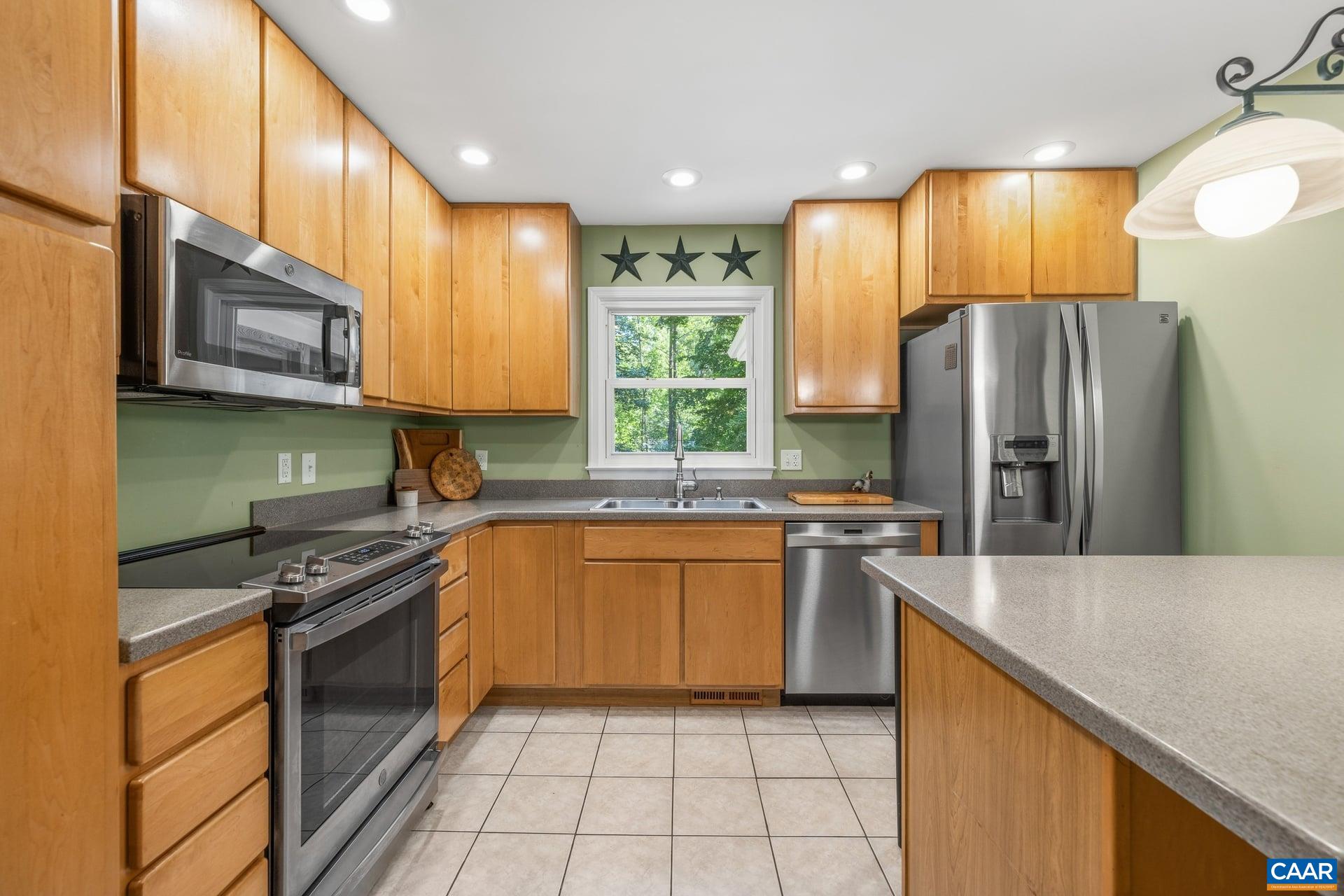 10 SHORTWOOD CIR, PALMYRA, Virginia 22963, 3 Bedrooms Bedrooms, ,2 BathroomsBathrooms,Residential,10 SHORTWOOD CIR,679212 MLS # 679212 10 SHORTWOOD CIR, PALMYRA, Virginia 22963, 3 Bedrooms Bedrooms, ,2 BathroomsBathrooms,Residential,10 SHORTWOOD CIR,679212 MLS # 679212