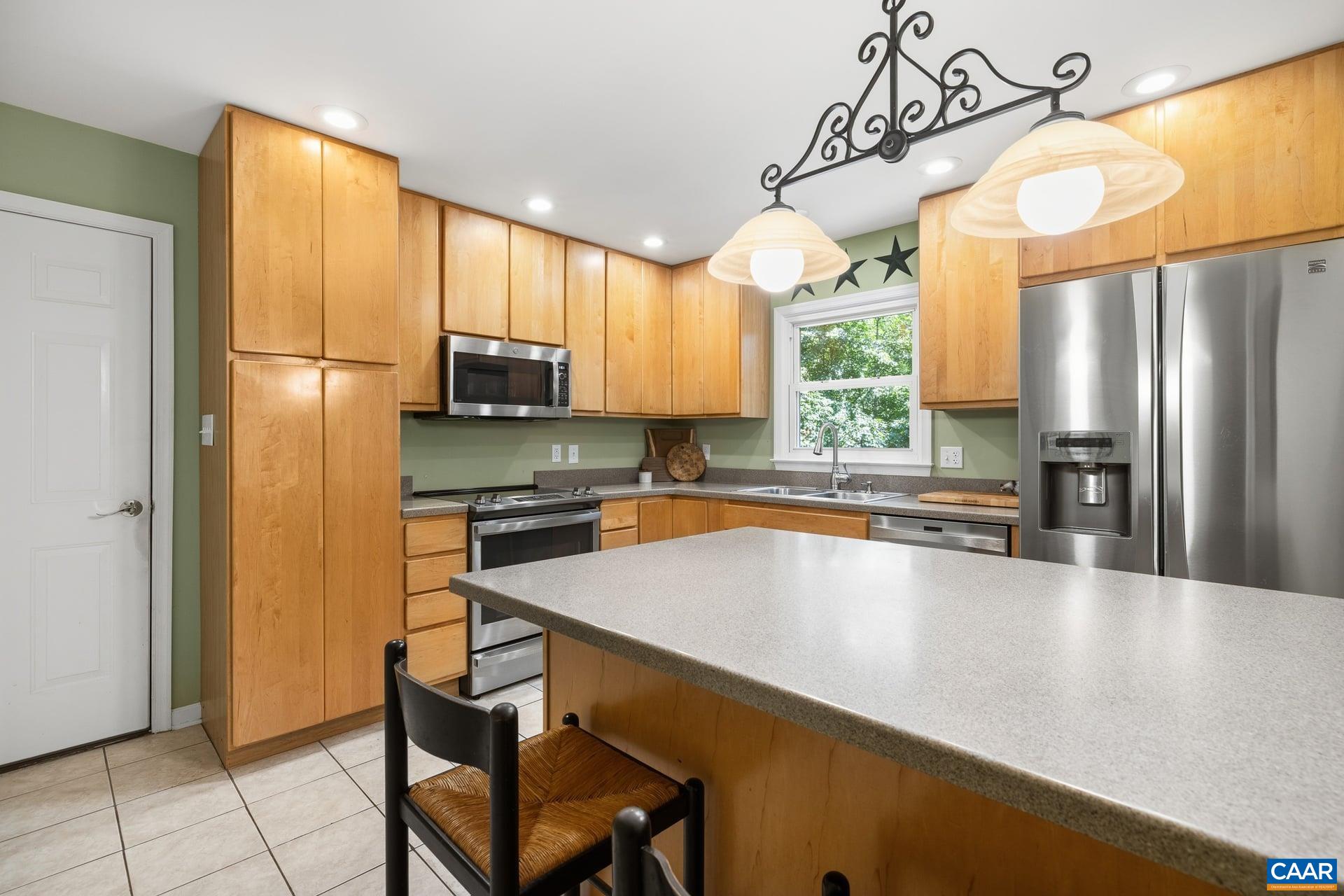10 SHORTWOOD CIR, PALMYRA, Virginia 22963, 3 Bedrooms Bedrooms, ,2 BathroomsBathrooms,Residential,10 SHORTWOOD CIR,679212 MLS # 679212 10 SHORTWOOD CIR, PALMYRA, Virginia 22963, 3 Bedrooms Bedrooms, ,2 BathroomsBathrooms,Residential,10 SHORTWOOD CIR,679212 MLS # 679212