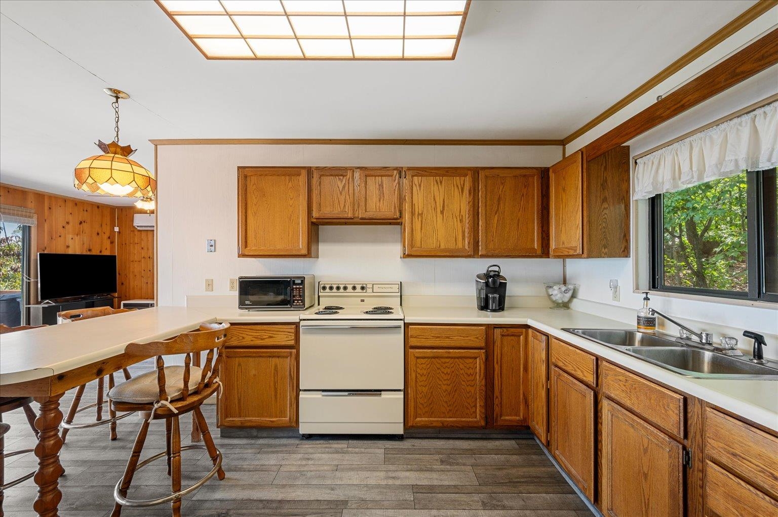 685 N MAPLE DR, MOUNT JACKSON, Virginia 22842, 3 Bedrooms Bedrooms, ,2 BathroomsBathrooms,Residential,685 N MAPLE DR,679257 MLS # 679257 685 N MAPLE DR, MOUNT JACKSON, Virginia 22842, 3 Bedrooms Bedrooms, ,2 BathroomsBathrooms,Residential,685 N MAPLE DR,679257 MLS # 679257