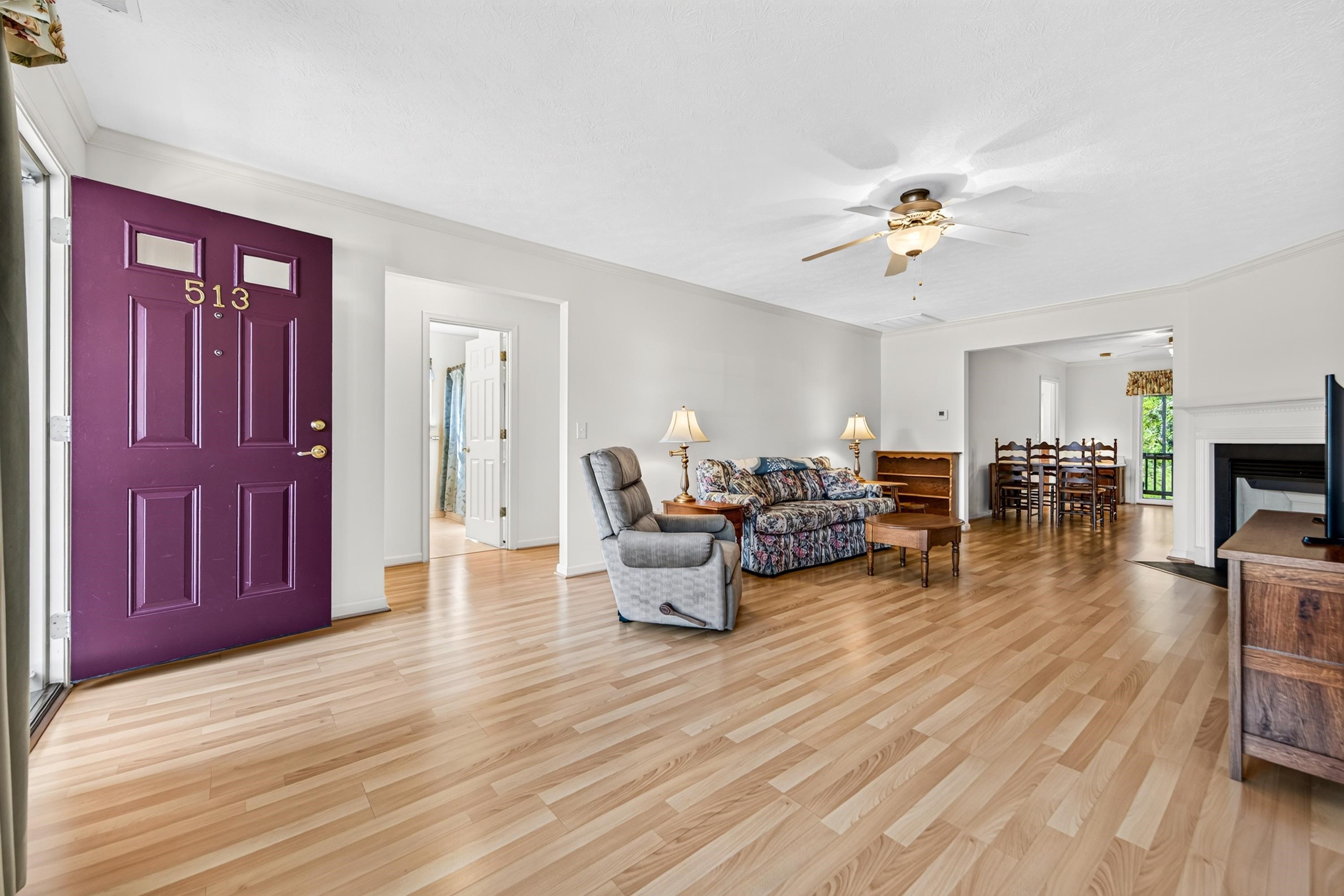 513 HICKORY GROVE CIR, HARRISONBURG, Virginia 22801, 3 Bedrooms Bedrooms, ,2 BathroomsBathrooms,Residential,513 HICKORY GROVE CIR,679258 MLS # 679258