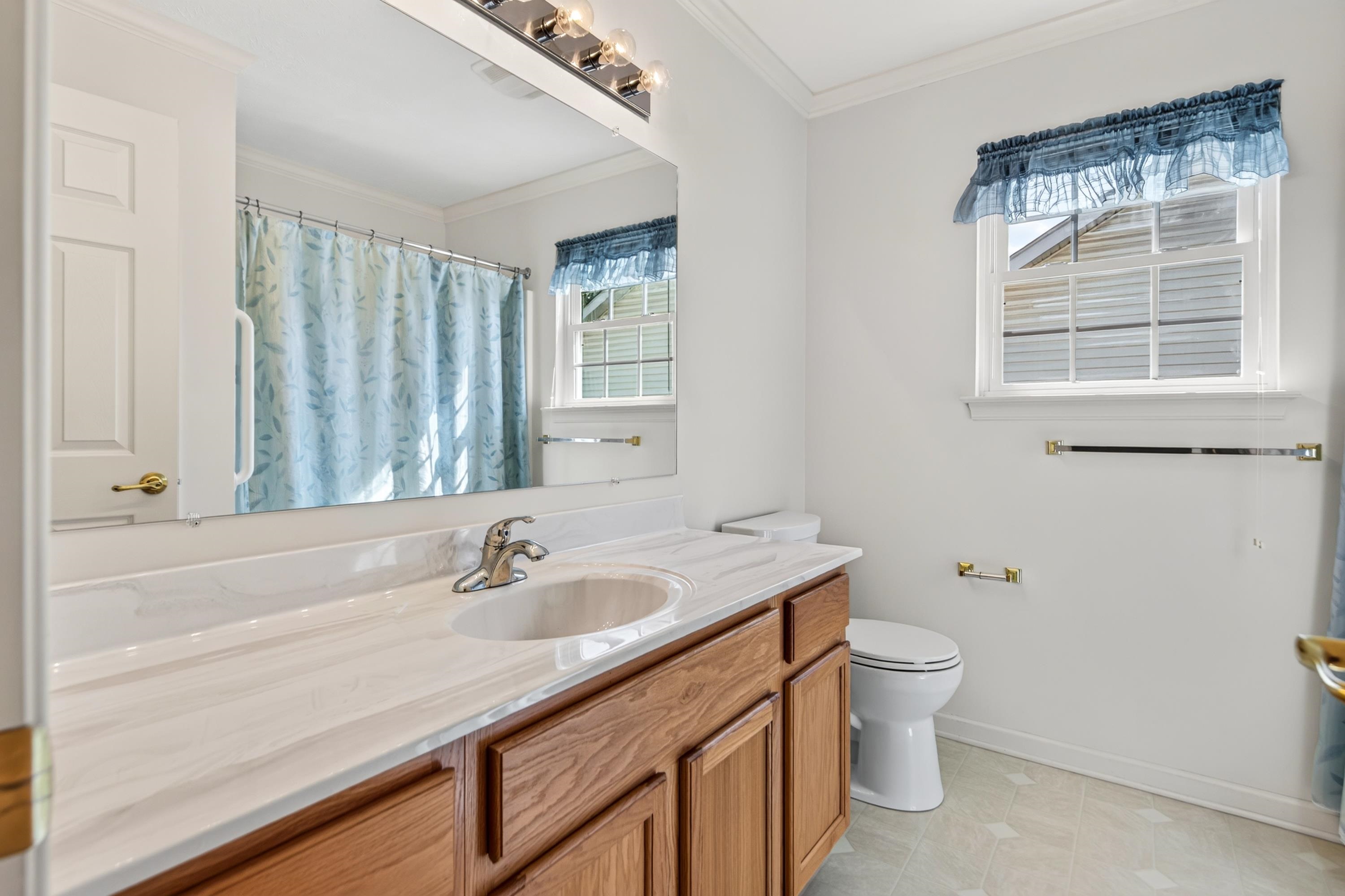 513 HICKORY GROVE CIR, HARRISONBURG, Virginia 22801, 3 Bedrooms Bedrooms, ,2 BathroomsBathrooms,Residential,513 HICKORY GROVE CIR,679258 MLS # 679258