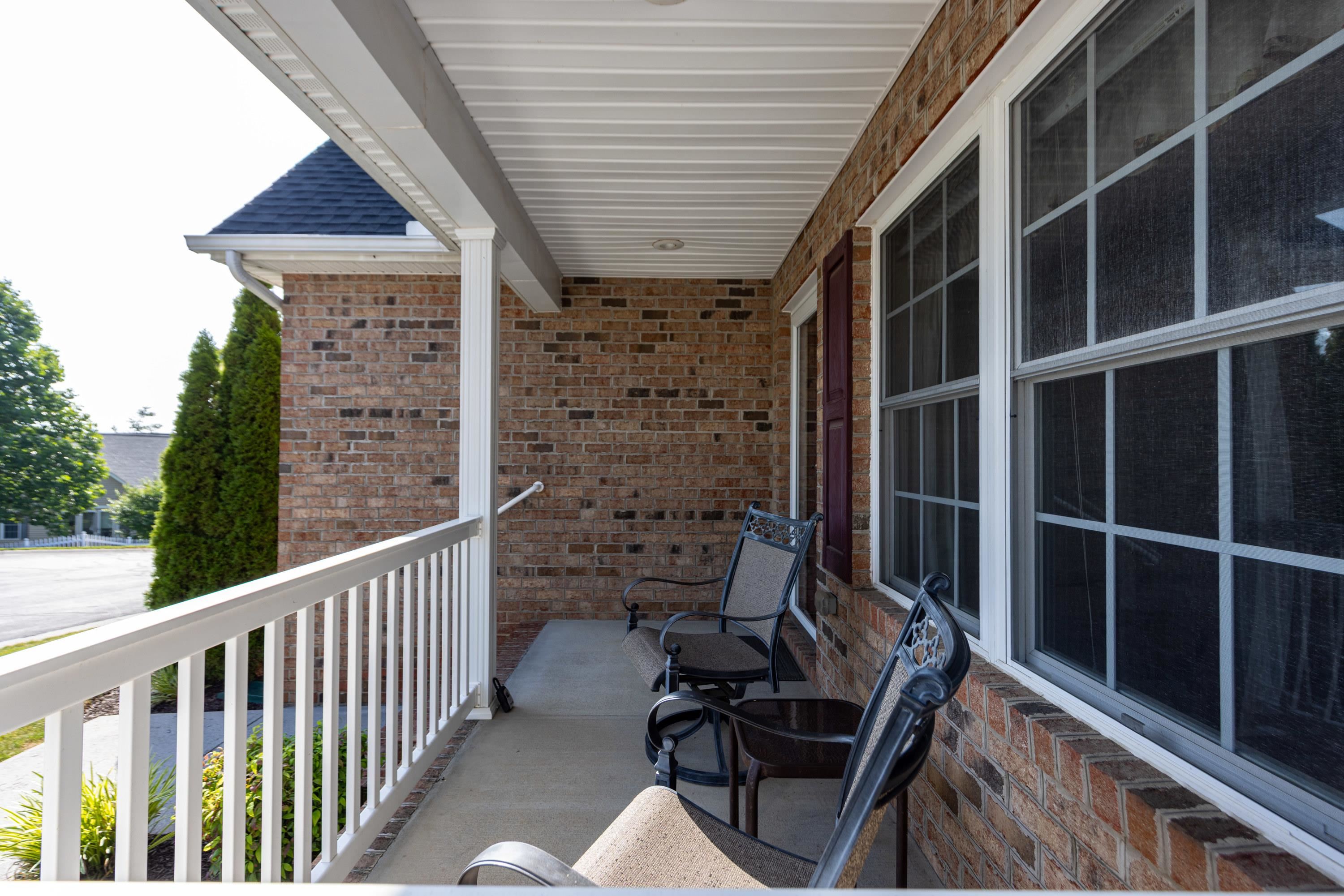 513 HICKORY GROVE CIR, HARRISONBURG, Virginia 22801, 3 Bedrooms Bedrooms, ,2 BathroomsBathrooms,Residential,513 HICKORY GROVE CIR,679258 MLS # 679258