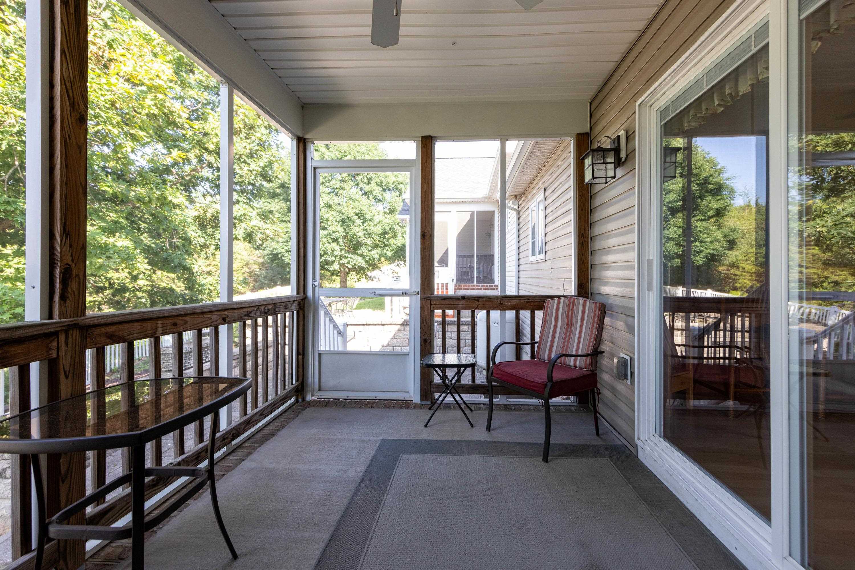 513 HICKORY GROVE CIR, HARRISONBURG, Virginia 22801, 3 Bedrooms Bedrooms, ,2 BathroomsBathrooms,Residential,513 HICKORY GROVE CIR,679258 MLS # 679258