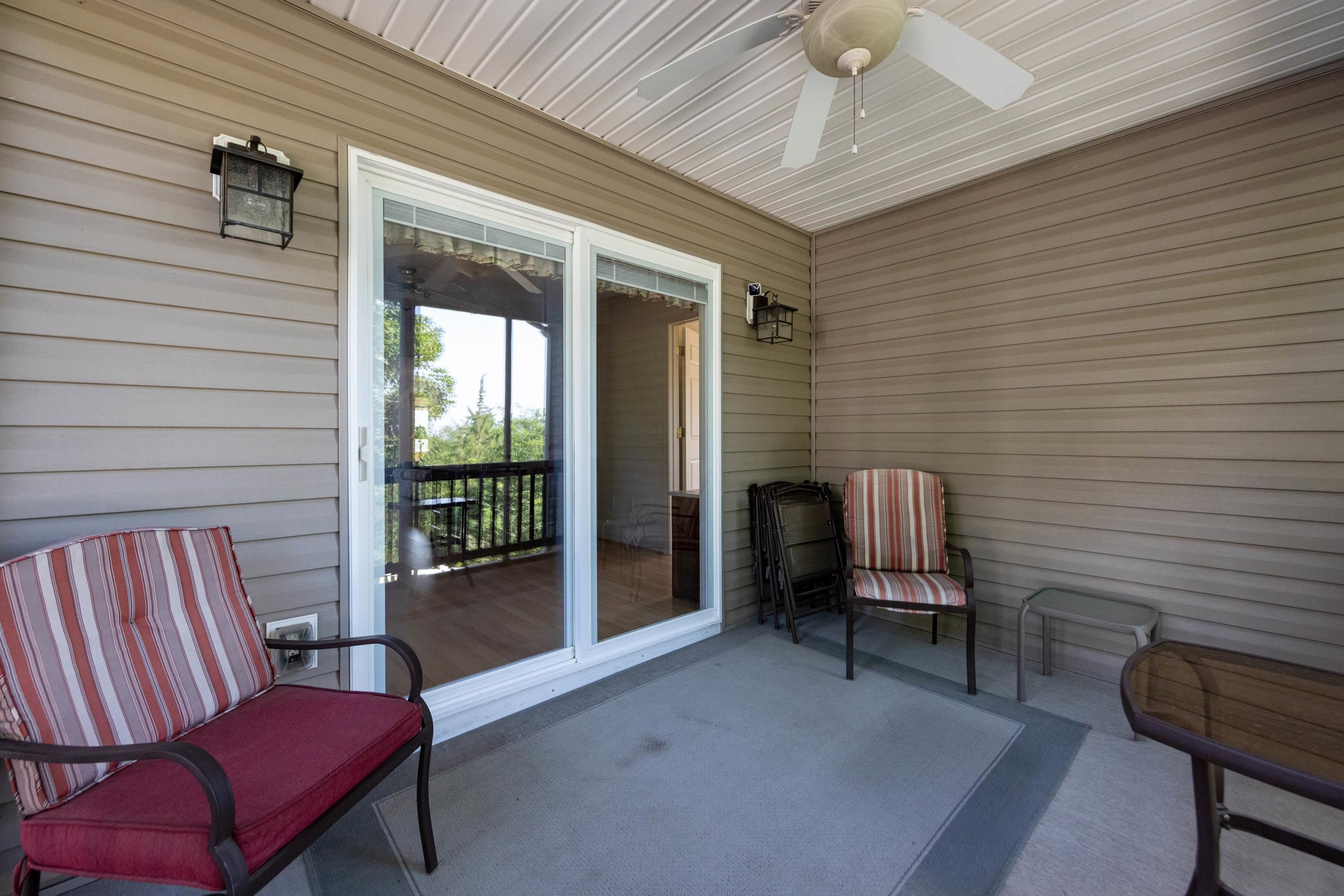 513 HICKORY GROVE CIR, HARRISONBURG, Virginia 22801, 3 Bedrooms Bedrooms, ,2 BathroomsBathrooms,Residential,513 HICKORY GROVE CIR,679258 MLS # 679258