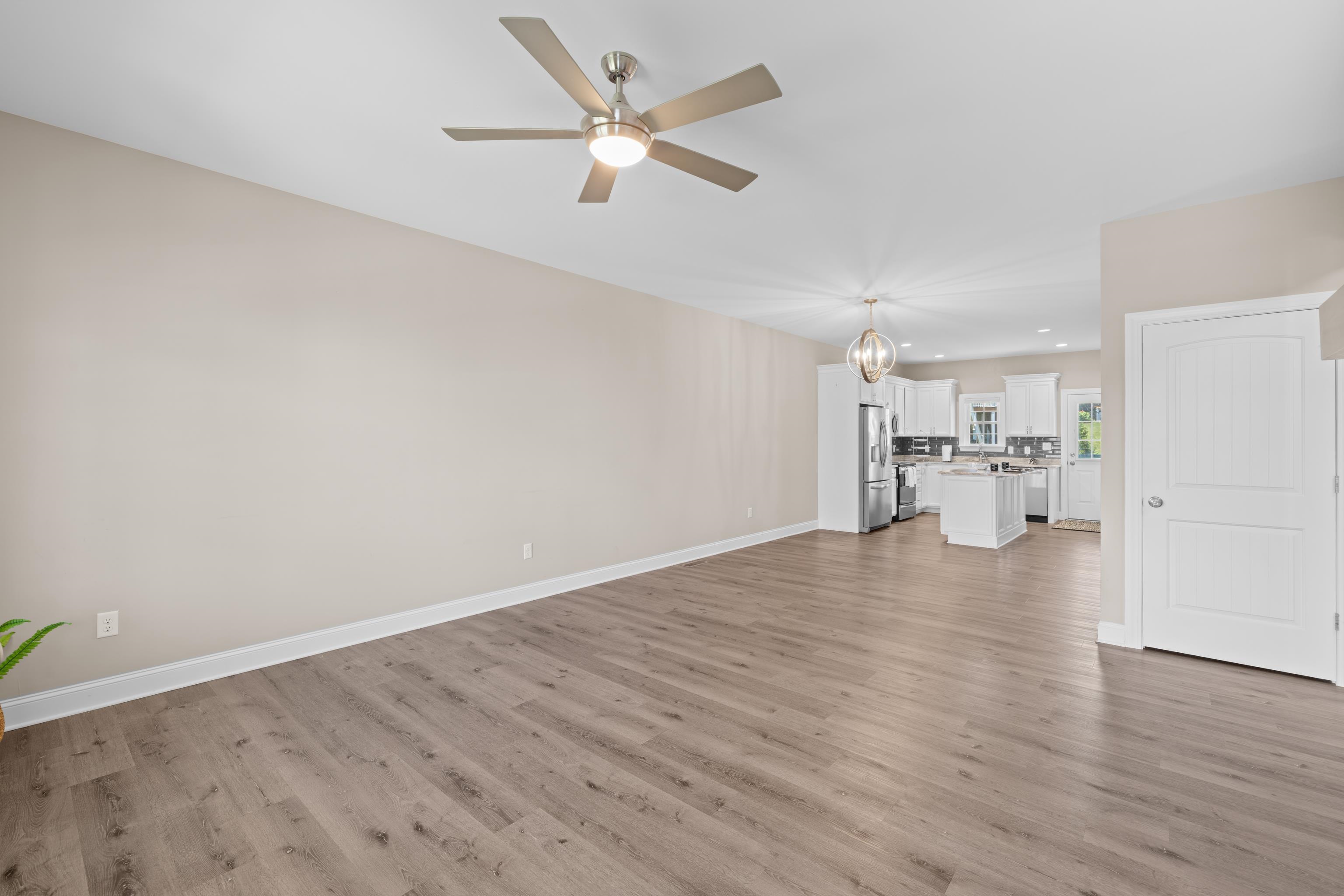 99 WHISPERING OAKS DR, STAUNTON, Virginia 24401, 4 Bedrooms Bedrooms, ,2 BathroomsBathrooms,Residential,99 WHISPERING OAKS DR,679268 MLS # 679268