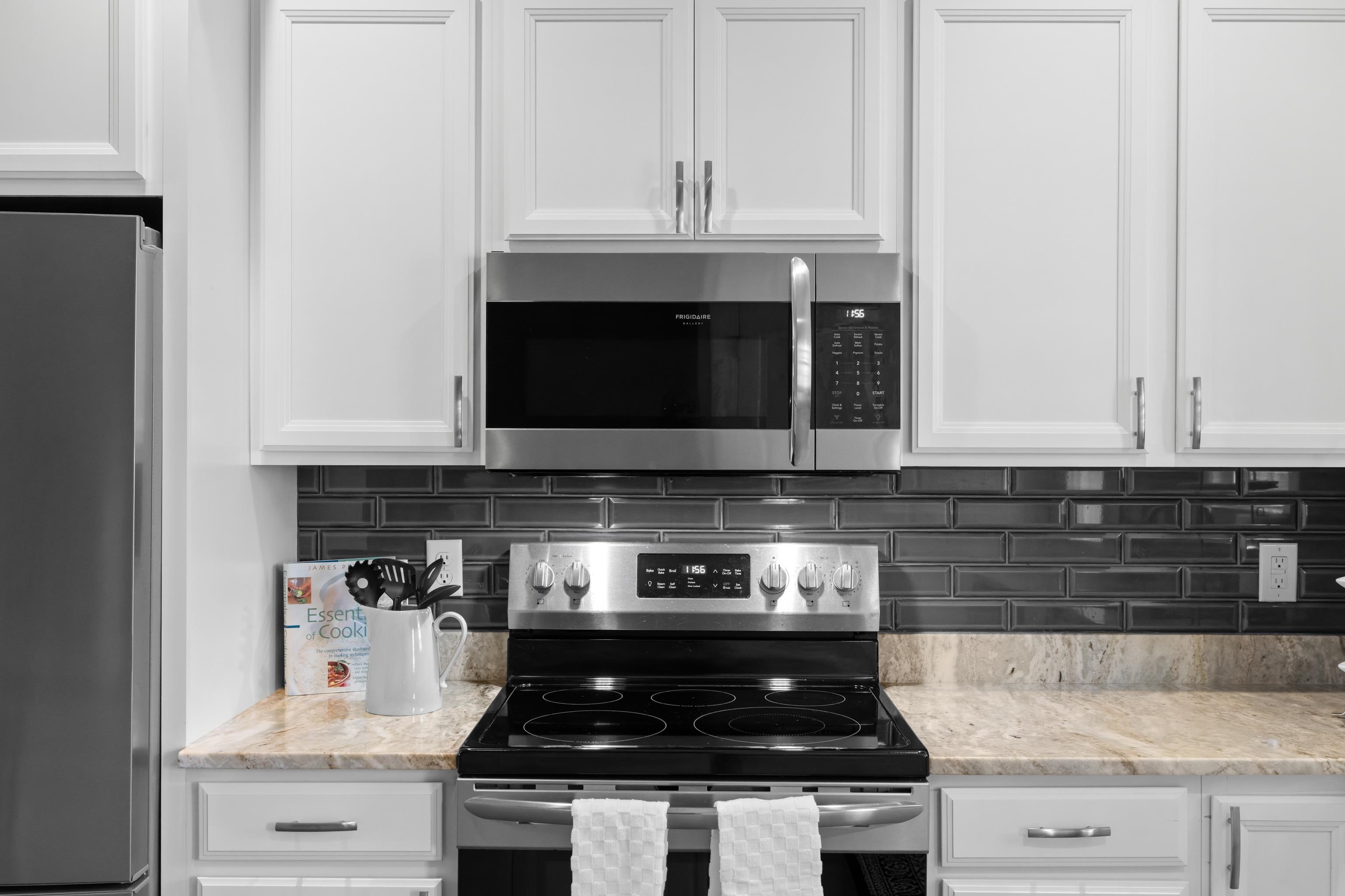 99 WHISPERING OAKS DR, STAUNTON, Virginia 24401, 4 Bedrooms Bedrooms, ,2 BathroomsBathrooms,Residential,99 WHISPERING OAKS DR,679268 MLS # 679268