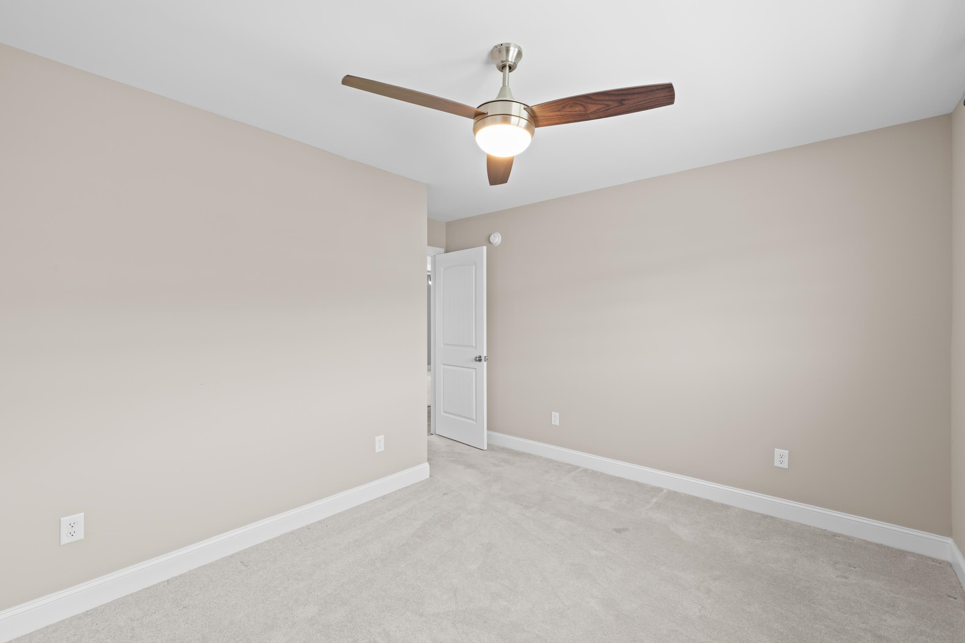 99 WHISPERING OAKS DR, STAUNTON, Virginia 24401, 4 Bedrooms Bedrooms, ,2 BathroomsBathrooms,Residential,99 WHISPERING OAKS DR,679268 MLS # 679268