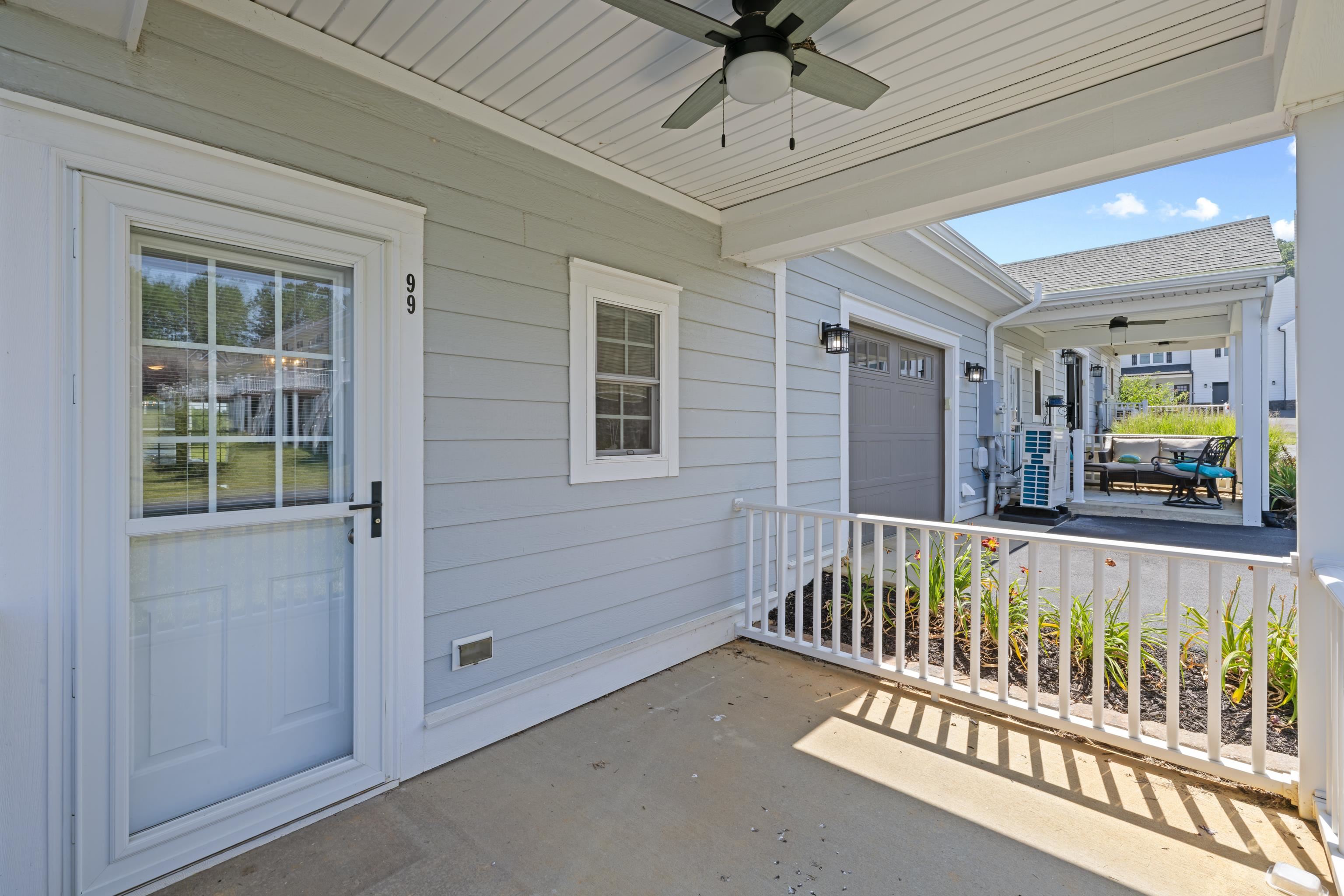 99 WHISPERING OAKS DR, STAUNTON, Virginia 24401, 4 Bedrooms Bedrooms, ,2 BathroomsBathrooms,Residential,99 WHISPERING OAKS DR,679268 MLS # 679268