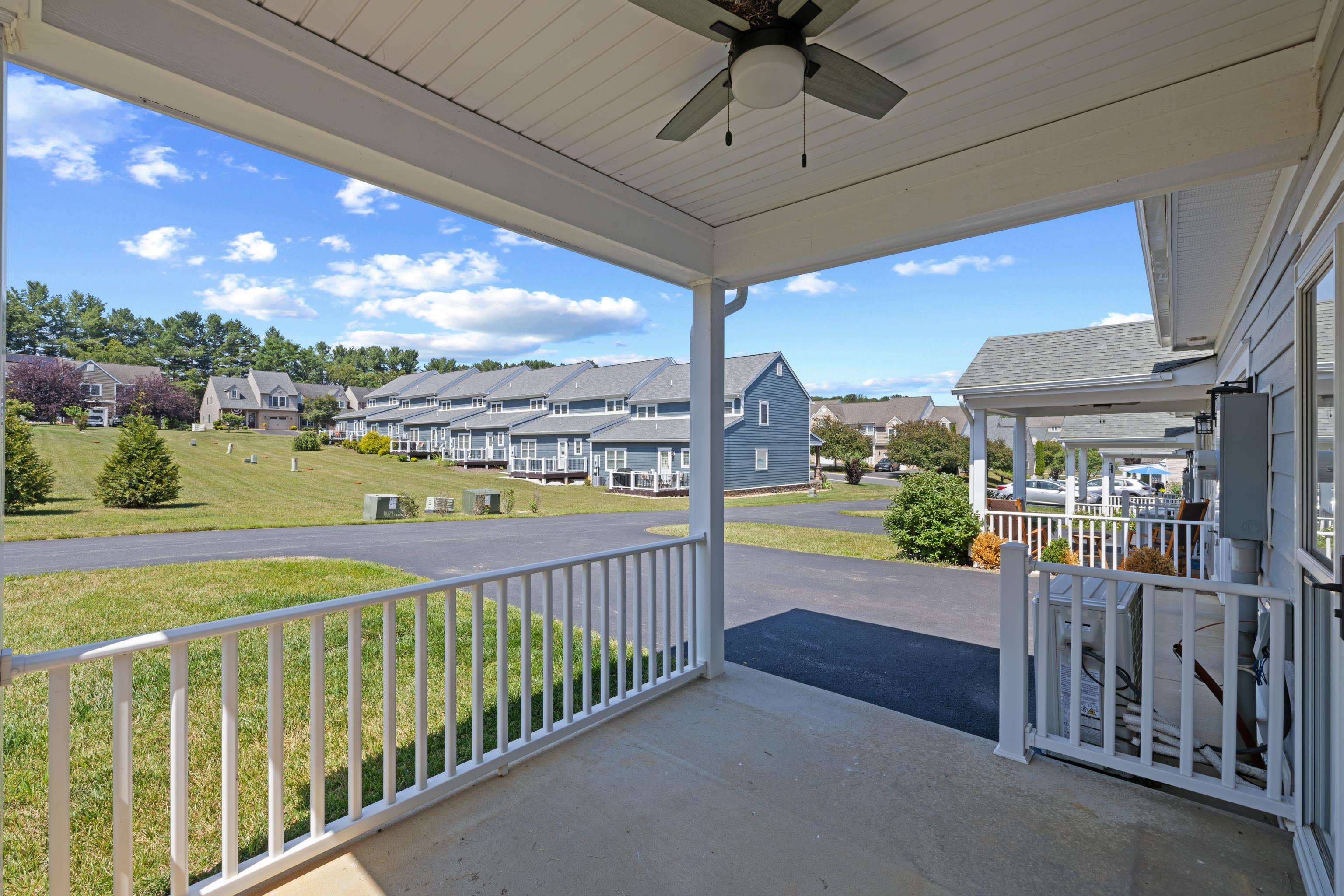 99 WHISPERING OAKS DR, STAUNTON, Virginia 24401, 4 Bedrooms Bedrooms, ,2 BathroomsBathrooms,Residential,99 WHISPERING OAKS DR,679268 MLS # 679268