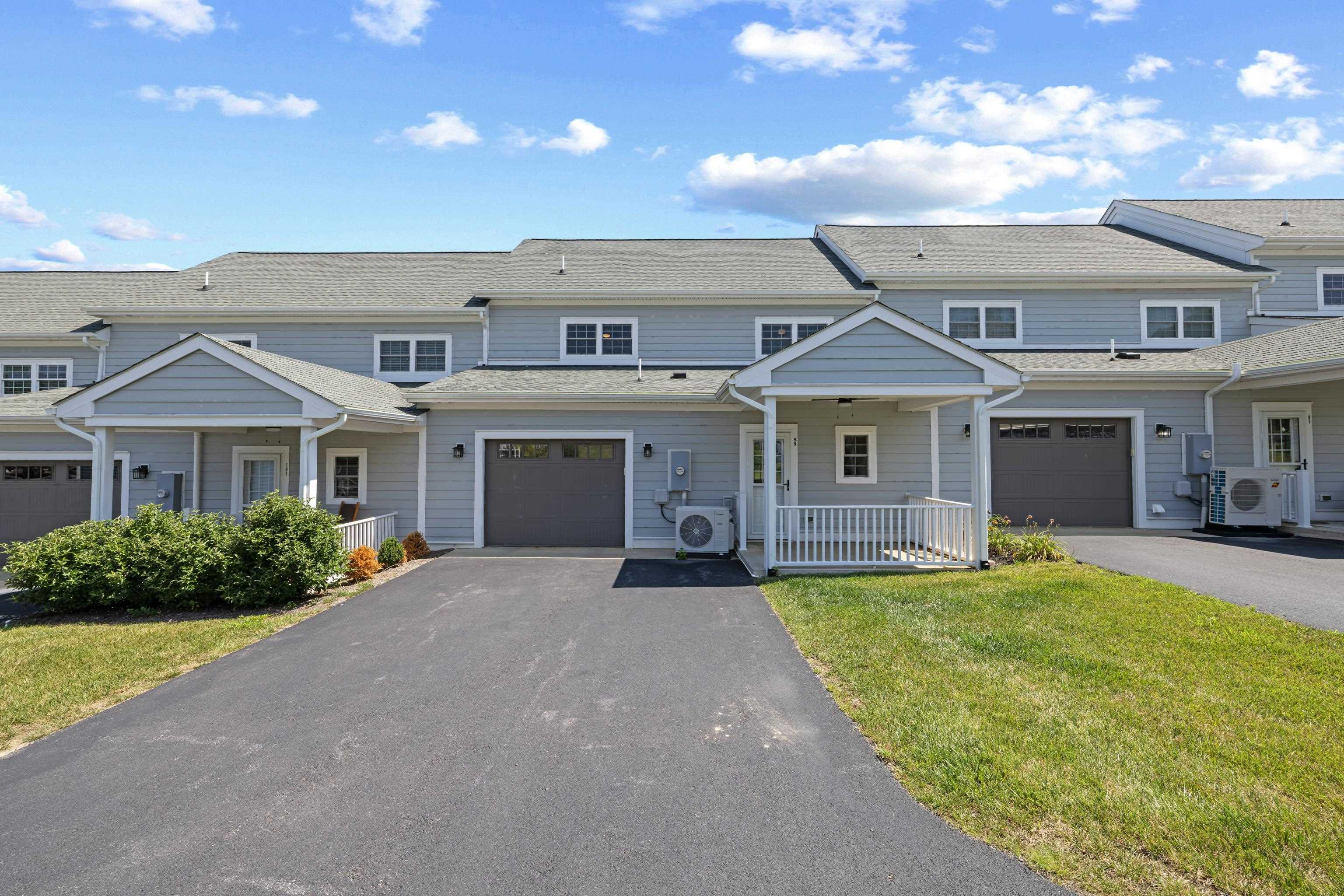99 WHISPERING OAKS DR, STAUNTON, Virginia 24401, 4 Bedrooms Bedrooms, ,2 BathroomsBathrooms,Residential,99 WHISPERING OAKS DR,679268 MLS # 679268