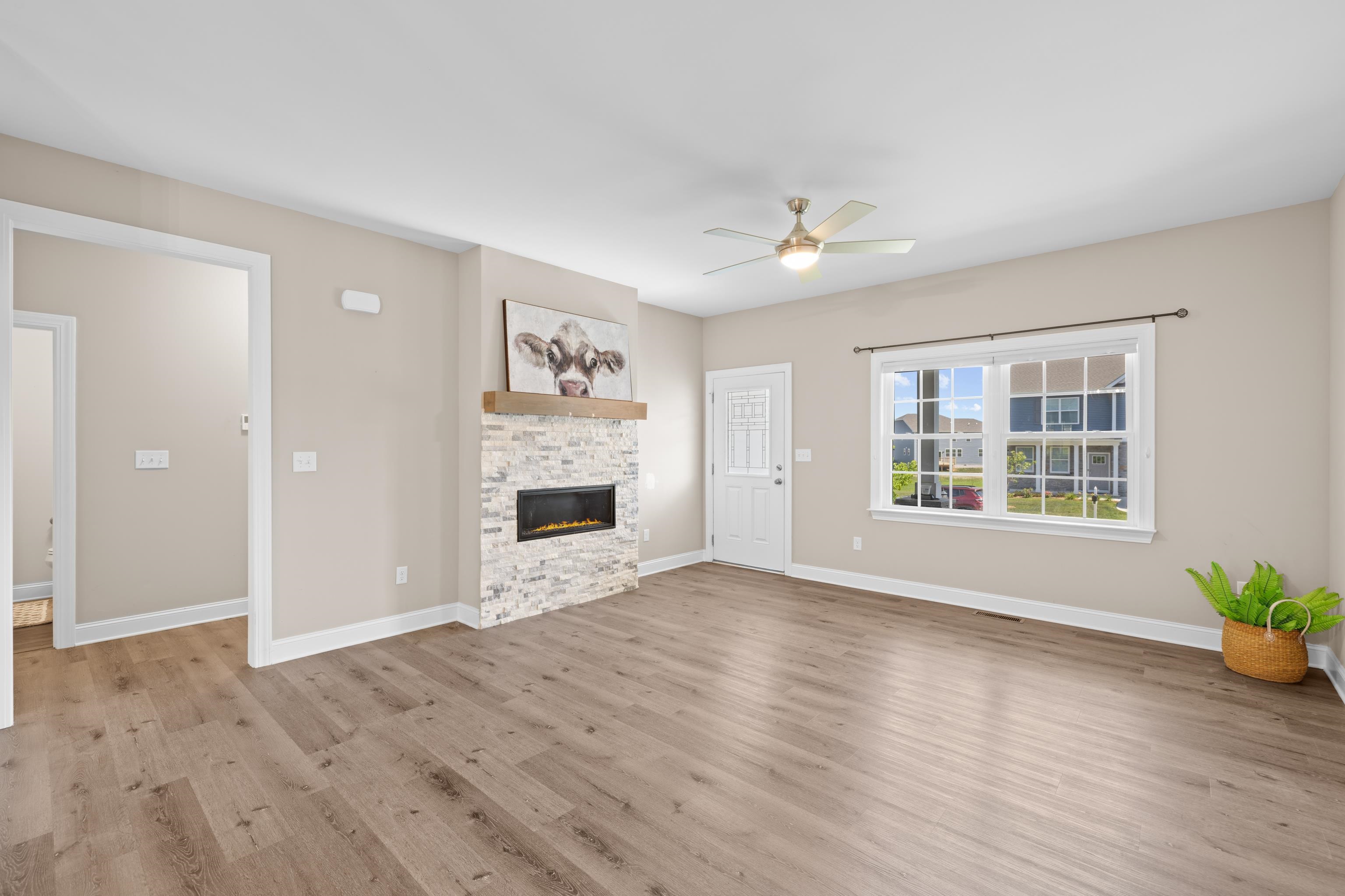 99 WHISPERING OAKS DR, STAUNTON, Virginia 24401, 4 Bedrooms Bedrooms, ,2 BathroomsBathrooms,Residential,99 WHISPERING OAKS DR,679268 MLS # 679268