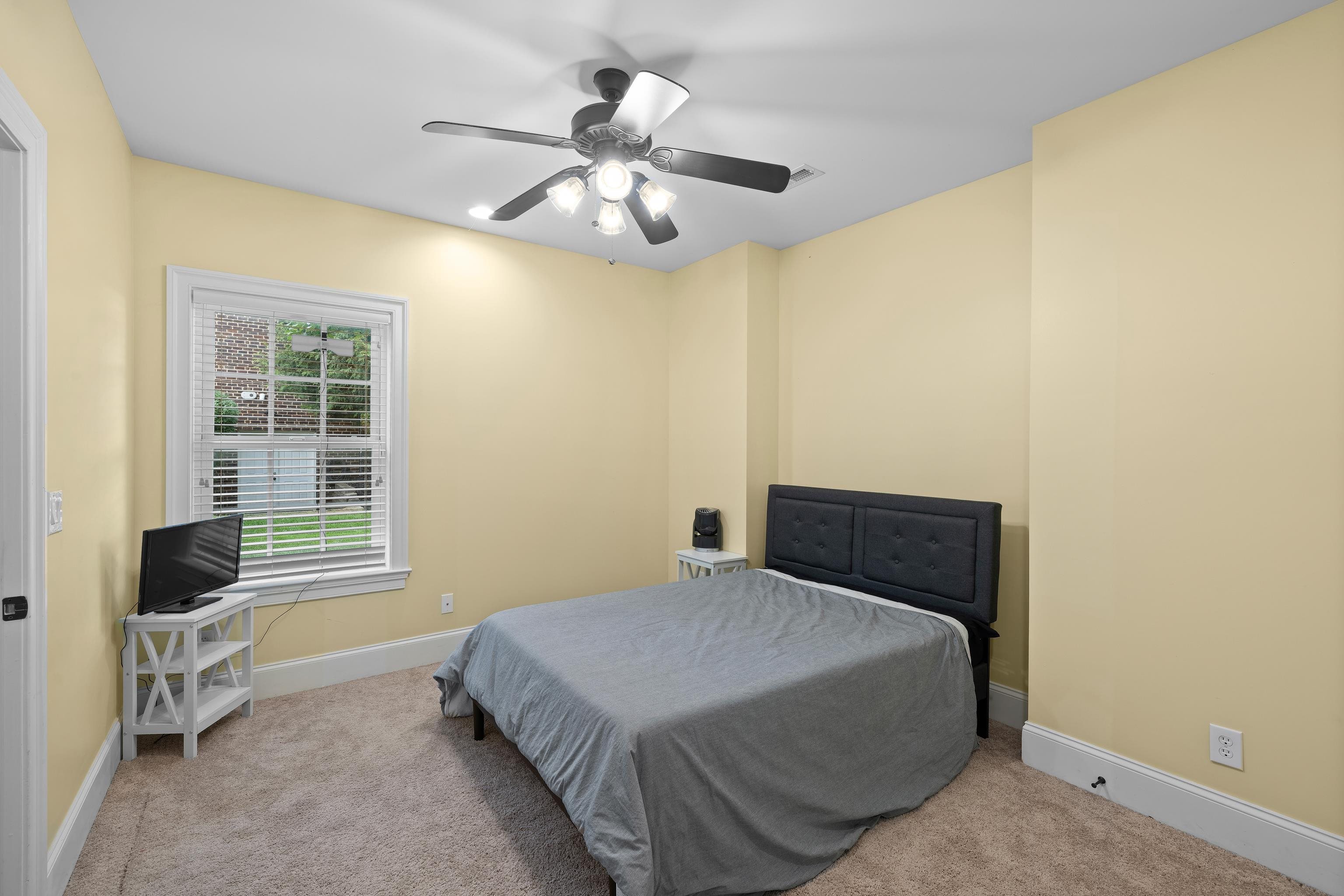 326 CLAREMONT AVE, ROCKINGHAM, Virginia 22801, 5 Bedrooms Bedrooms, ,3 BathroomsBathrooms,Residential,Home Sweet NextHome!,326 CLAREMONT AVE,679269 MLS # 679269 326 CLAREMONT AVE, ROCKINGHAM, Virginia 22801, 5 Bedrooms Bedrooms, ,3 BathroomsBathrooms,Residential,Home Sweet NextHome!,326 CLAREMONT AVE,679269 MLS # 679269