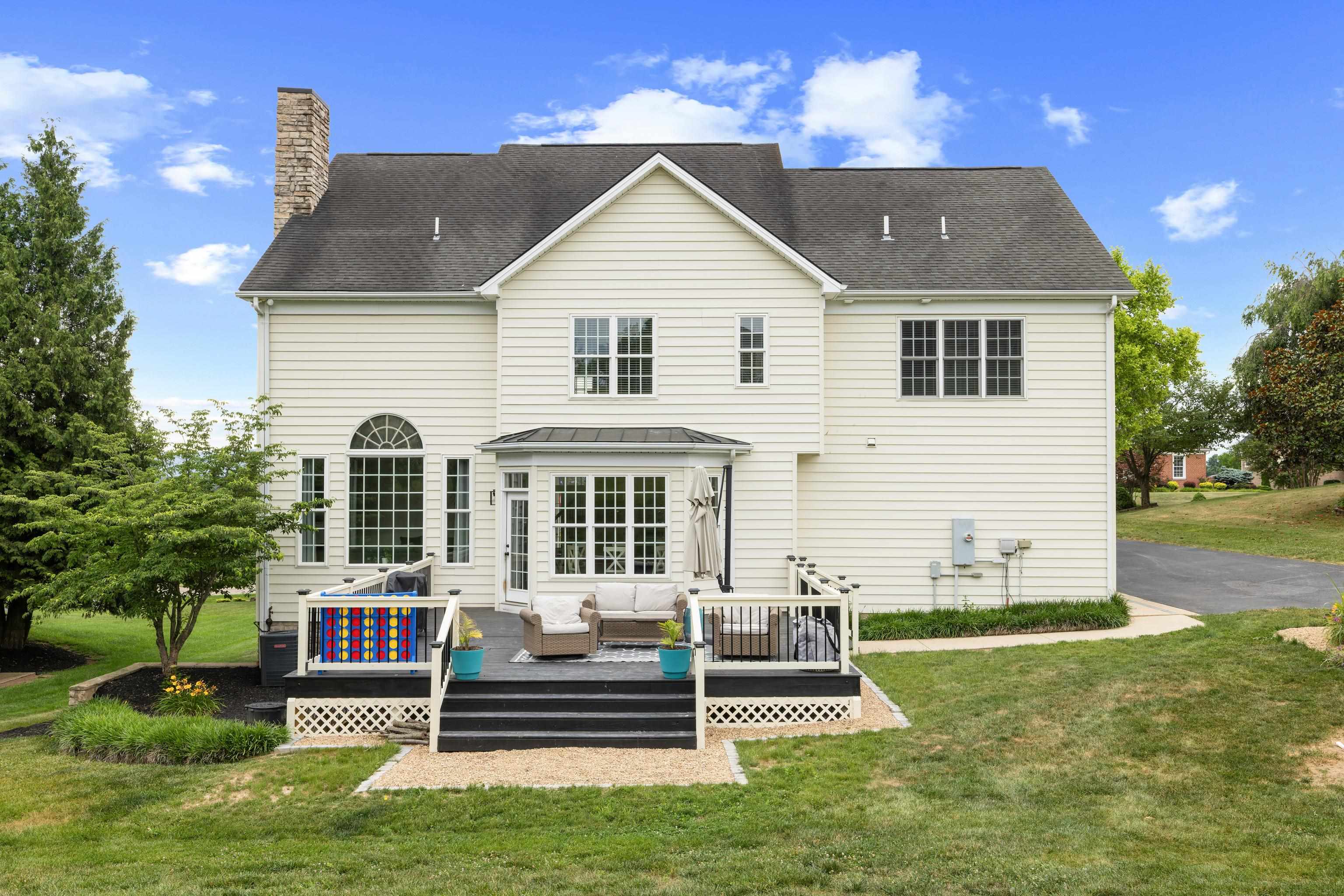 326 CLAREMONT AVE, ROCKINGHAM, Virginia 22801, 5 Bedrooms Bedrooms, ,3 BathroomsBathrooms,Residential,Home Sweet NextHome!,326 CLAREMONT AVE,679269 MLS # 679269 326 CLAREMONT AVE, ROCKINGHAM, Virginia 22801, 5 Bedrooms Bedrooms, ,3 BathroomsBathrooms,Residential,Home Sweet NextHome!,326 CLAREMONT AVE,679269 MLS # 679269