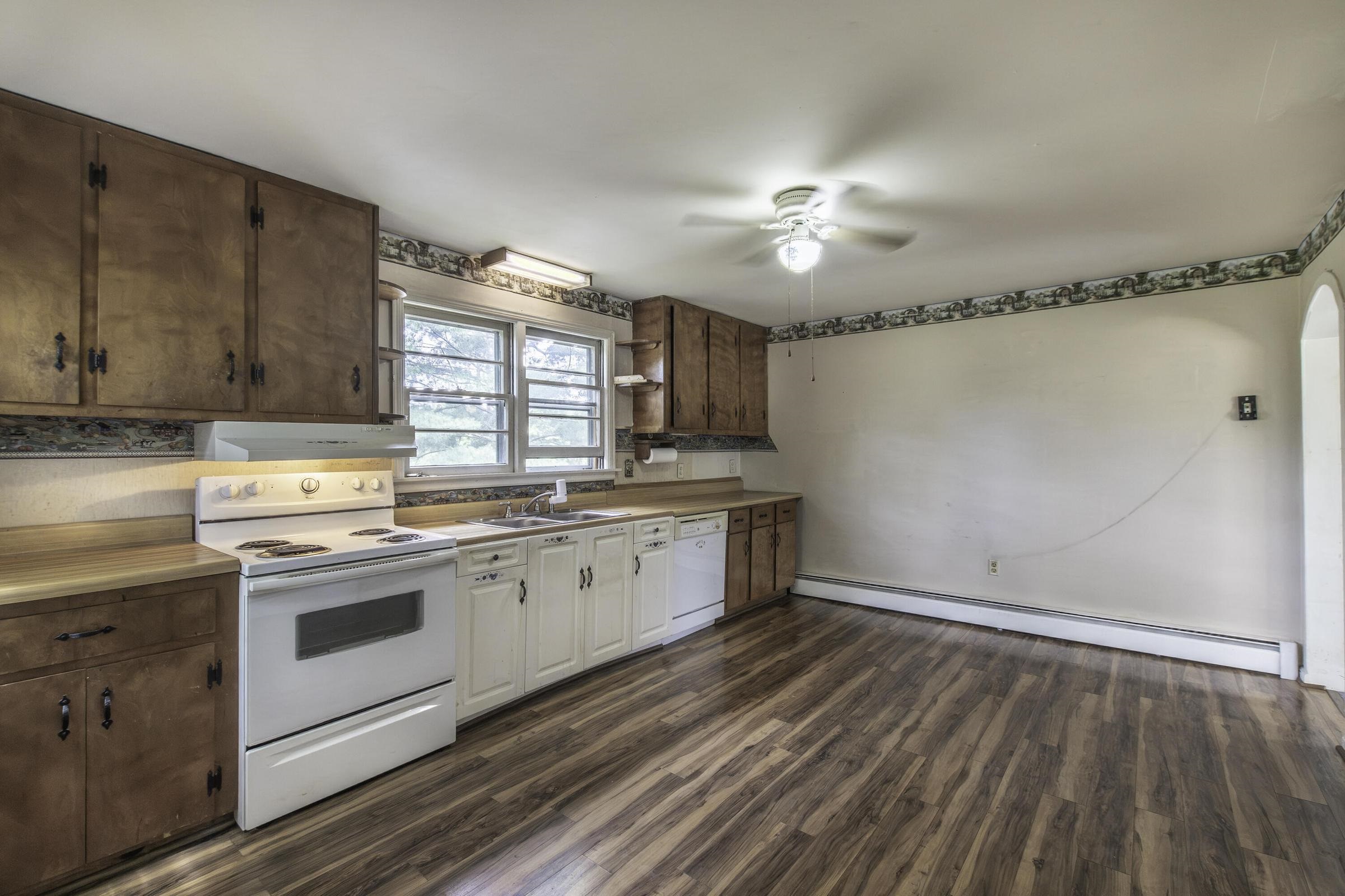 22 CONIFER LN, LEXINGTON, Virginia 24450, 2 Bedrooms Bedrooms, ,1 BathroomBathrooms,Residential,22 Conifer Lane Lexington, VA 24450,22 CONIFER LN,679279 MLS # 679279 22 CONIFER LN, LEXINGTON, Virginia 24450, 2 Bedrooms Bedrooms, ,1 BathroomBathrooms,Residential,22 Conifer Lane Lexington, VA 24450,22 CONIFER LN,679279 MLS # 679279