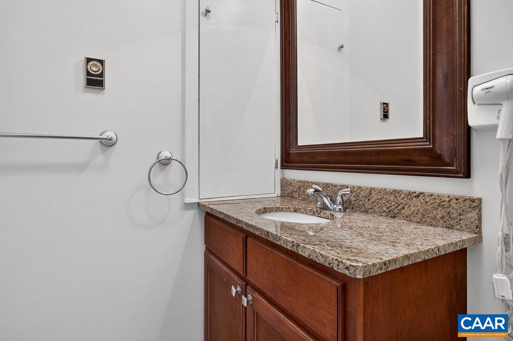 730 LAURELWOOD CONDOS, WINTERGREEN RESORT, Virginia 22967, 2 Bedrooms Bedrooms, ,2 BathroomsBathrooms,Residential,730 LAURELWOOD CONDOS,679285 MLS # 679285