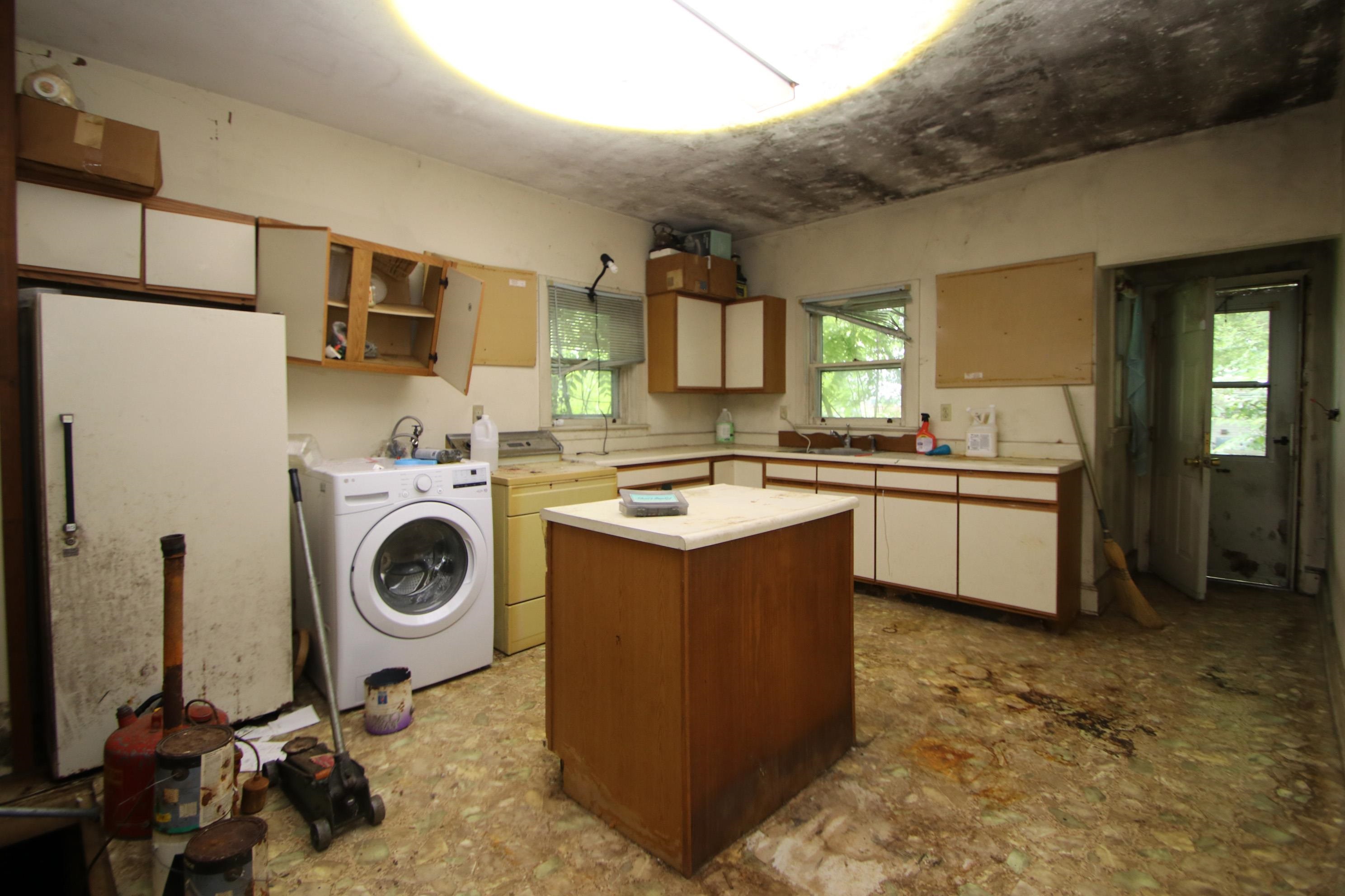 347 HIGH ST, DAYTON, Virginia 22821, 5 Bedrooms Bedrooms, ,2 BathroomsBathrooms,Residential,347 HIGH ST,679286 MLS # 679286