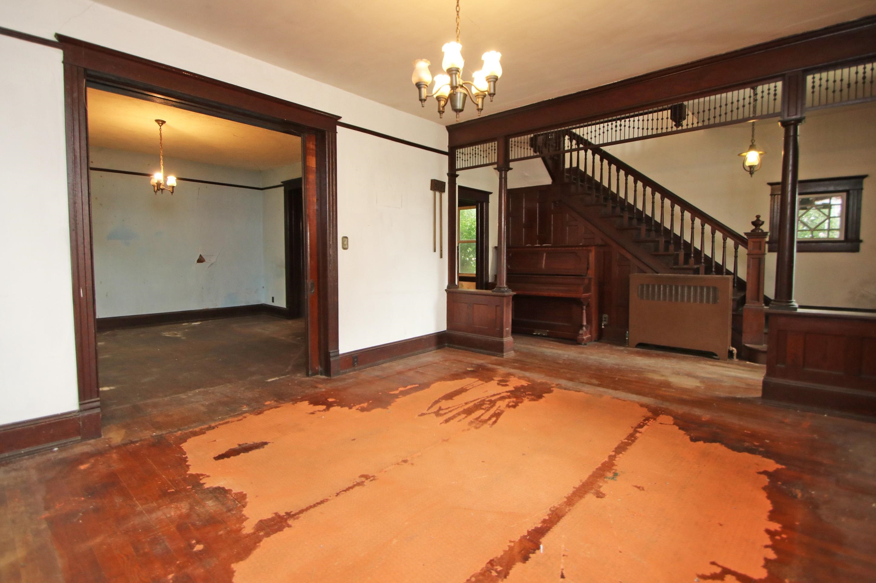 347 HIGH ST, DAYTON, Virginia 22821, 5 Bedrooms Bedrooms, ,2 BathroomsBathrooms,Residential,347 HIGH ST,679286 MLS # 679286