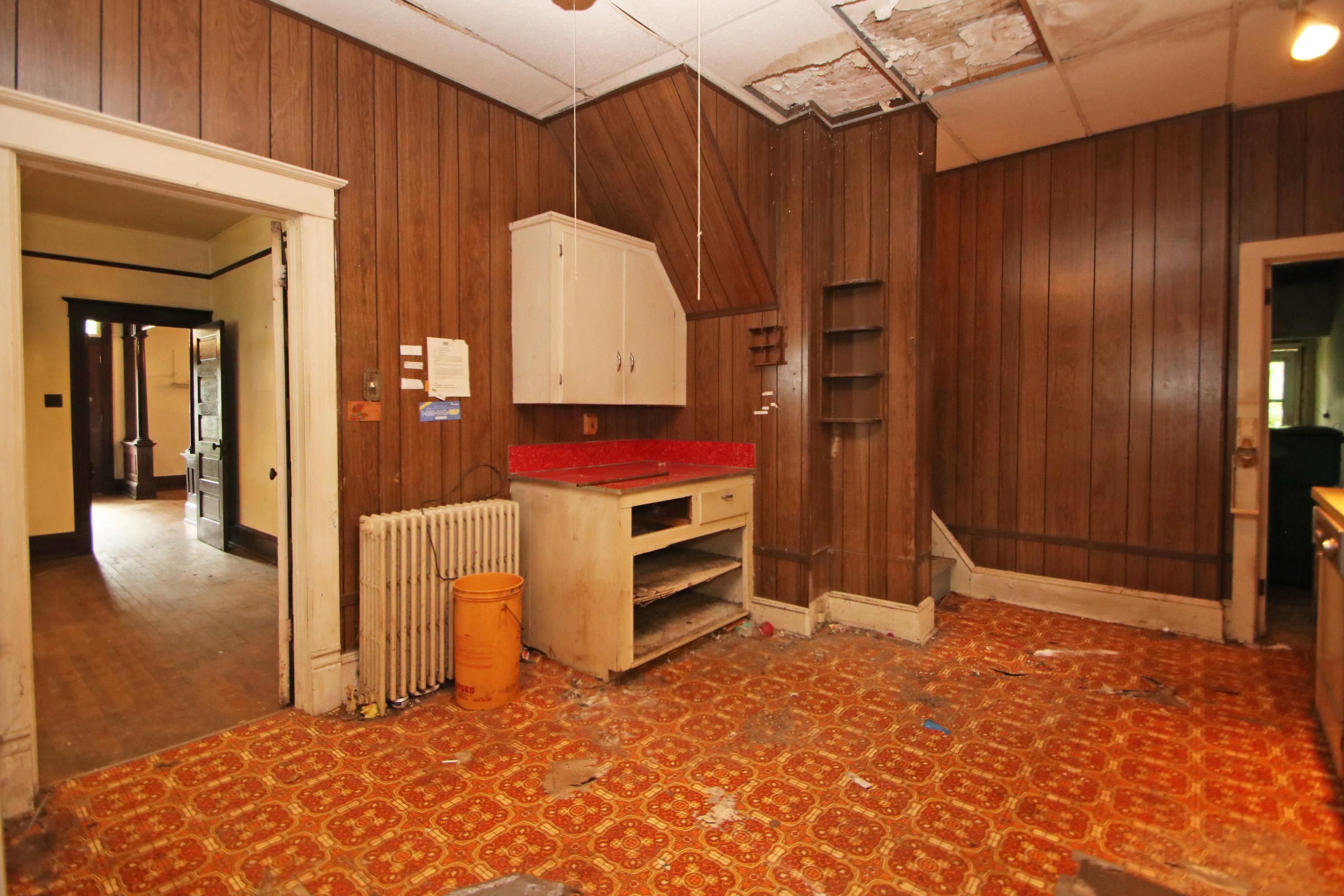 347 HIGH ST, DAYTON, Virginia 22821, 5 Bedrooms Bedrooms, ,2 BathroomsBathrooms,Residential,347 HIGH ST,679286 MLS # 679286