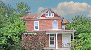 347 HIGH ST, DAYTON, Virginia 22821, 5 Bedrooms Bedrooms, ,2 BathroomsBathrooms,Residential,347 HIGH ST,679286 MLS # 679286