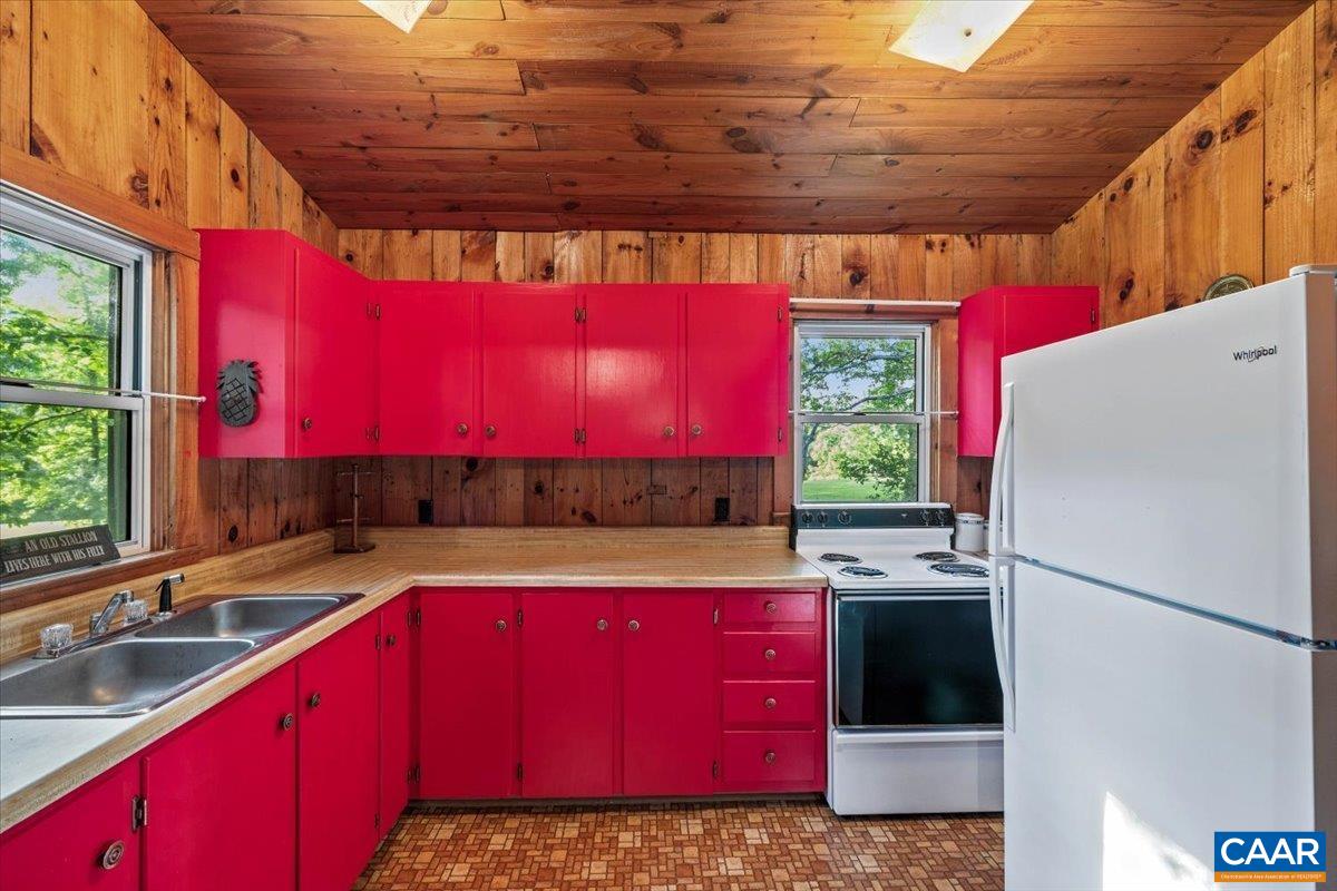 Address not available!, 6 Bedrooms Bedrooms, ,5 BathroomsBathrooms,Residential,Poplar Ridge,0 STABLE RD,679287 MLS # 679287 Address not available!, 6 Bedrooms Bedrooms, ,5 BathroomsBathrooms,Residential,Poplar Ridge,0 STABLE RD,679287 MLS # 679287