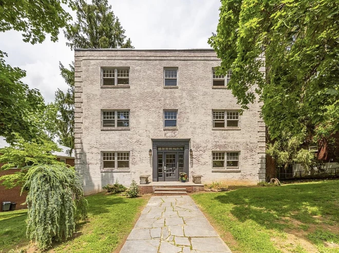 625 ALLEGHANY AVE, STAUNTON, Virginia 24401, ,Residential,625 ALLEGHANY AVE,671586 MLS # 671586