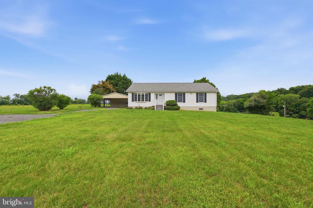 4407 INDIAN RUN RD, AMISSVILLE, Virginia 20106, 3 Bedrooms Bedrooms, ,2 BathroomsBathrooms,Residential,4407 INDIAN RUN RD,VACU2014244 MLS # VACU2014244 4407 INDIAN RUN RD, AMISSVILLE, Virginia 20106, 3 Bedrooms Bedrooms, ,2 BathroomsBathrooms,Residential,4407 INDIAN RUN RD,VACU2014244 MLS # VACU2014244