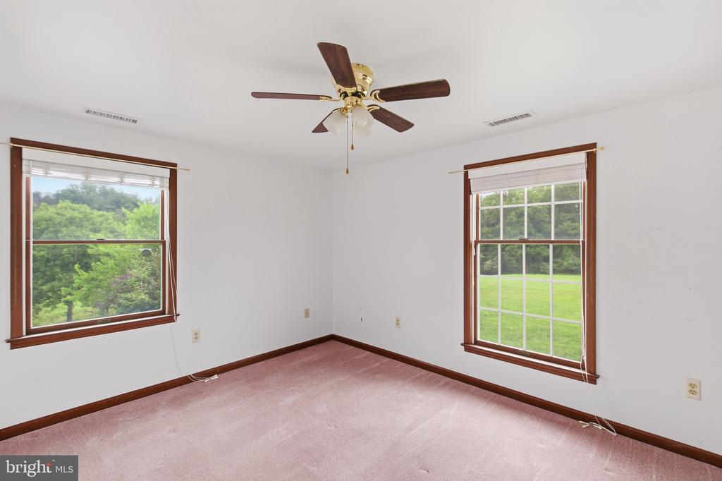 4407 INDIAN RUN RD, AMISSVILLE, Virginia 20106, 3 Bedrooms Bedrooms, ,2 BathroomsBathrooms,Residential,4407 INDIAN RUN RD,VACU2014244 MLS # VACU2014244 4407 INDIAN RUN RD, AMISSVILLE, Virginia 20106, 3 Bedrooms Bedrooms, ,2 BathroomsBathrooms,Residential,4407 INDIAN RUN RD,VACU2014244 MLS # VACU2014244