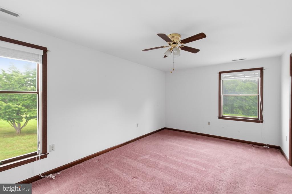4407 INDIAN RUN RD, AMISSVILLE, Virginia 20106, 3 Bedrooms Bedrooms, ,2 BathroomsBathrooms,Residential,4407 INDIAN RUN RD,VACU2014244 MLS # VACU2014244 4407 INDIAN RUN RD, AMISSVILLE, Virginia 20106, 3 Bedrooms Bedrooms, ,2 BathroomsBathrooms,Residential,4407 INDIAN RUN RD,VACU2014244 MLS # VACU2014244
