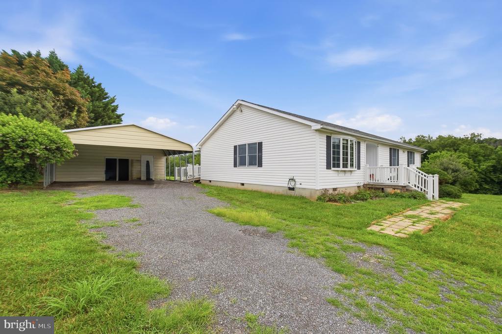 4407 INDIAN RUN RD, AMISSVILLE, Virginia 20106, 3 Bedrooms Bedrooms, ,2 BathroomsBathrooms,Residential,4407 INDIAN RUN RD,VACU2014244 MLS # VACU2014244 4407 INDIAN RUN RD, AMISSVILLE, Virginia 20106, 3 Bedrooms Bedrooms, ,2 BathroomsBathrooms,Residential,4407 INDIAN RUN RD,VACU2014244 MLS # VACU2014244