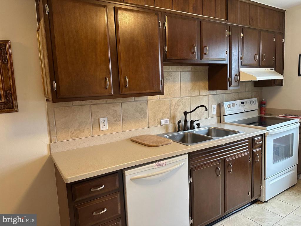 404 CHURCH ST, GORDONSVILLE, Virginia 22942, 6 Bedrooms Bedrooms, ,5 BathroomsBathrooms,Residential,404 CHURCH ST,VAOR2014686 MLS # VAOR2014686 404 CHURCH ST, GORDONSVILLE, Virginia 22942, 6 Bedrooms Bedrooms, ,5 BathroomsBathrooms,Residential,404 CHURCH ST,VAOR2014686 MLS # VAOR2014686