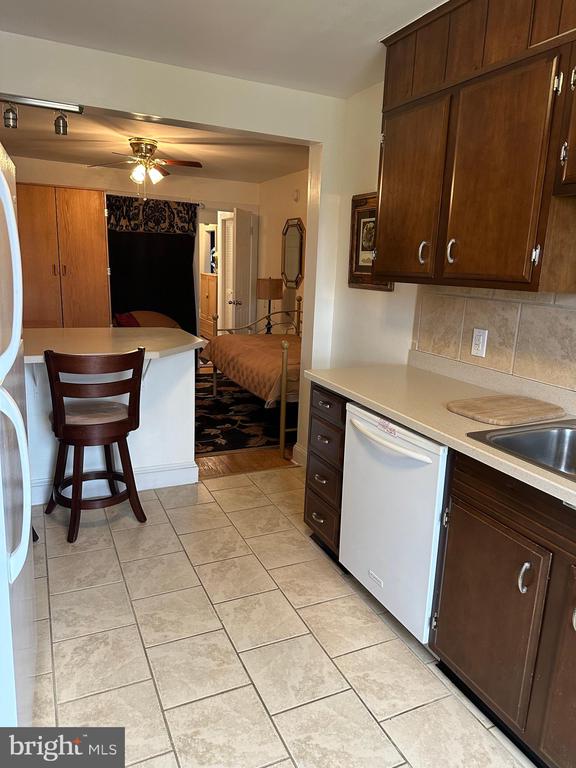 404 CHURCH ST, GORDONSVILLE, Virginia 22942, 6 Bedrooms Bedrooms, ,5 BathroomsBathrooms,Residential,404 CHURCH ST,VAOR2014686 MLS # VAOR2014686 404 CHURCH ST, GORDONSVILLE, Virginia 22942, 6 Bedrooms Bedrooms, ,5 BathroomsBathrooms,Residential,404 CHURCH ST,VAOR2014686 MLS # VAOR2014686
