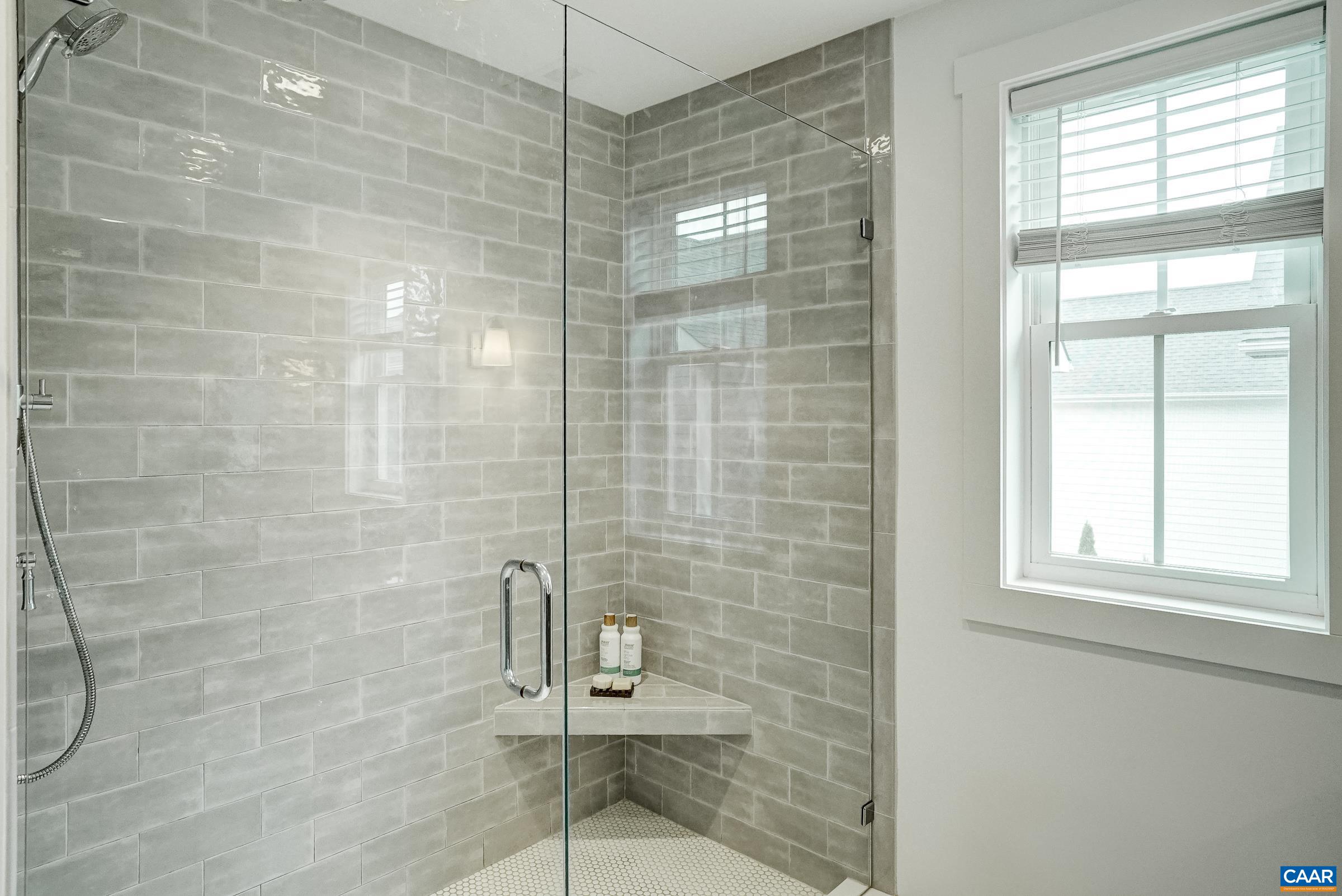 Frameles glass tiled shower. Frameles glass tiled shower.